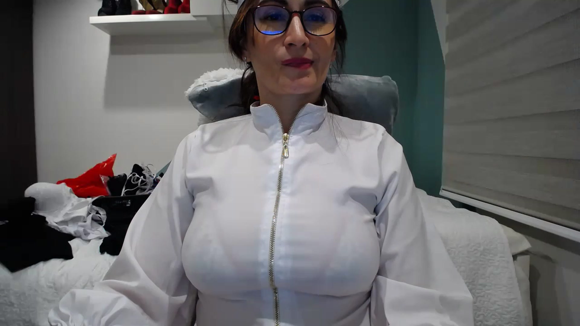 Gallery image thumbnail from Rachelsensual's myfreecams stream on, 11/21/2022, 23:11 image 17 of 20