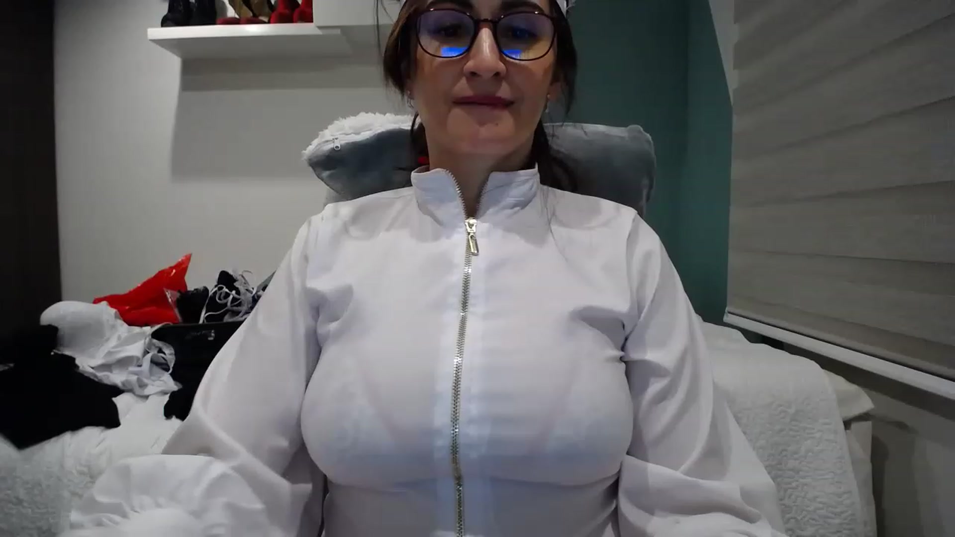 Gallery image thumbnail from Rachelsensual's myfreecams stream on, 11/21/2022, 23:11 image 16 of 20