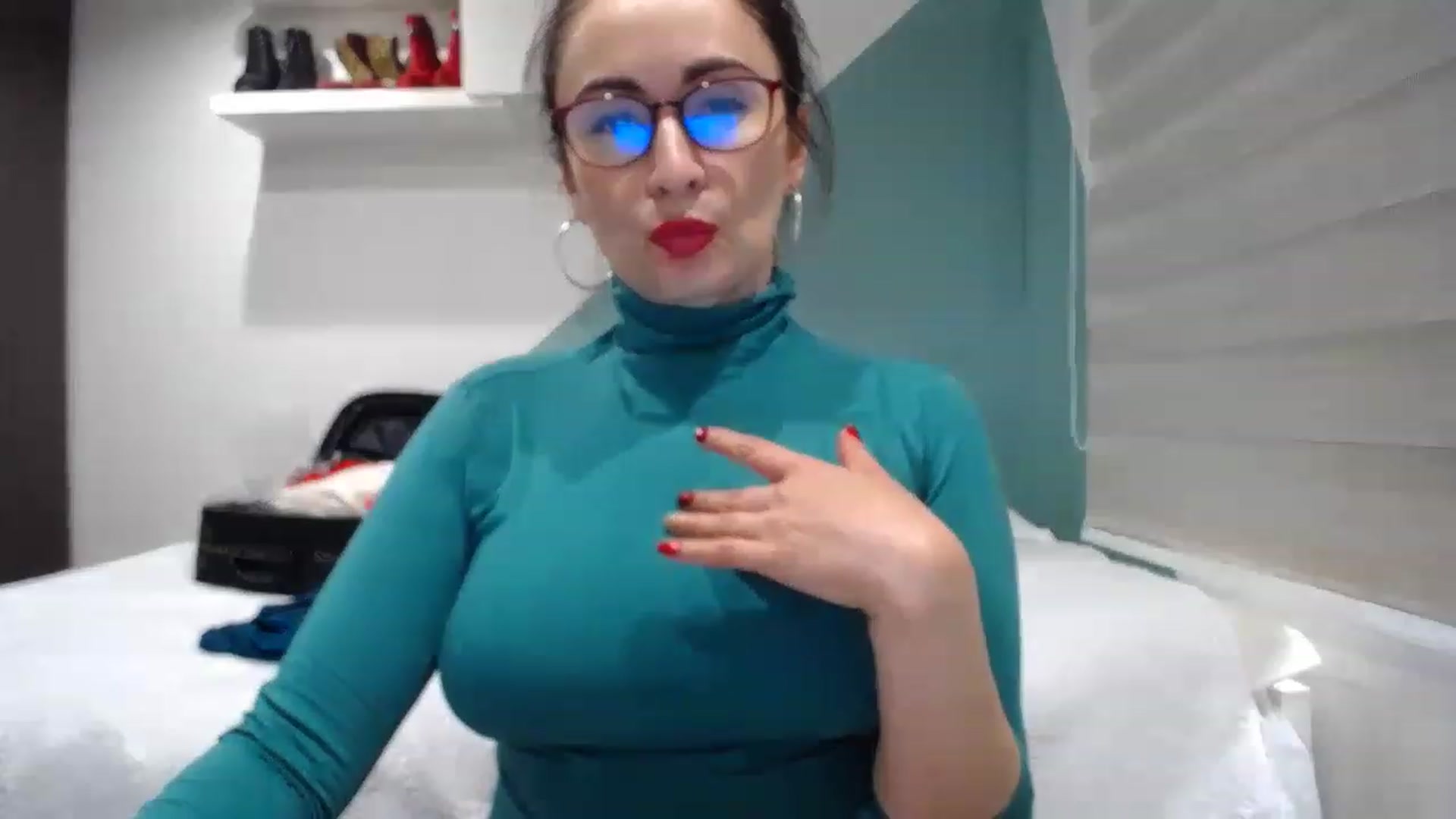Gallery image thumbnail from Rachelsensual's myfreecams stream on, 11/23/2022, 22:25 image 8 of 20