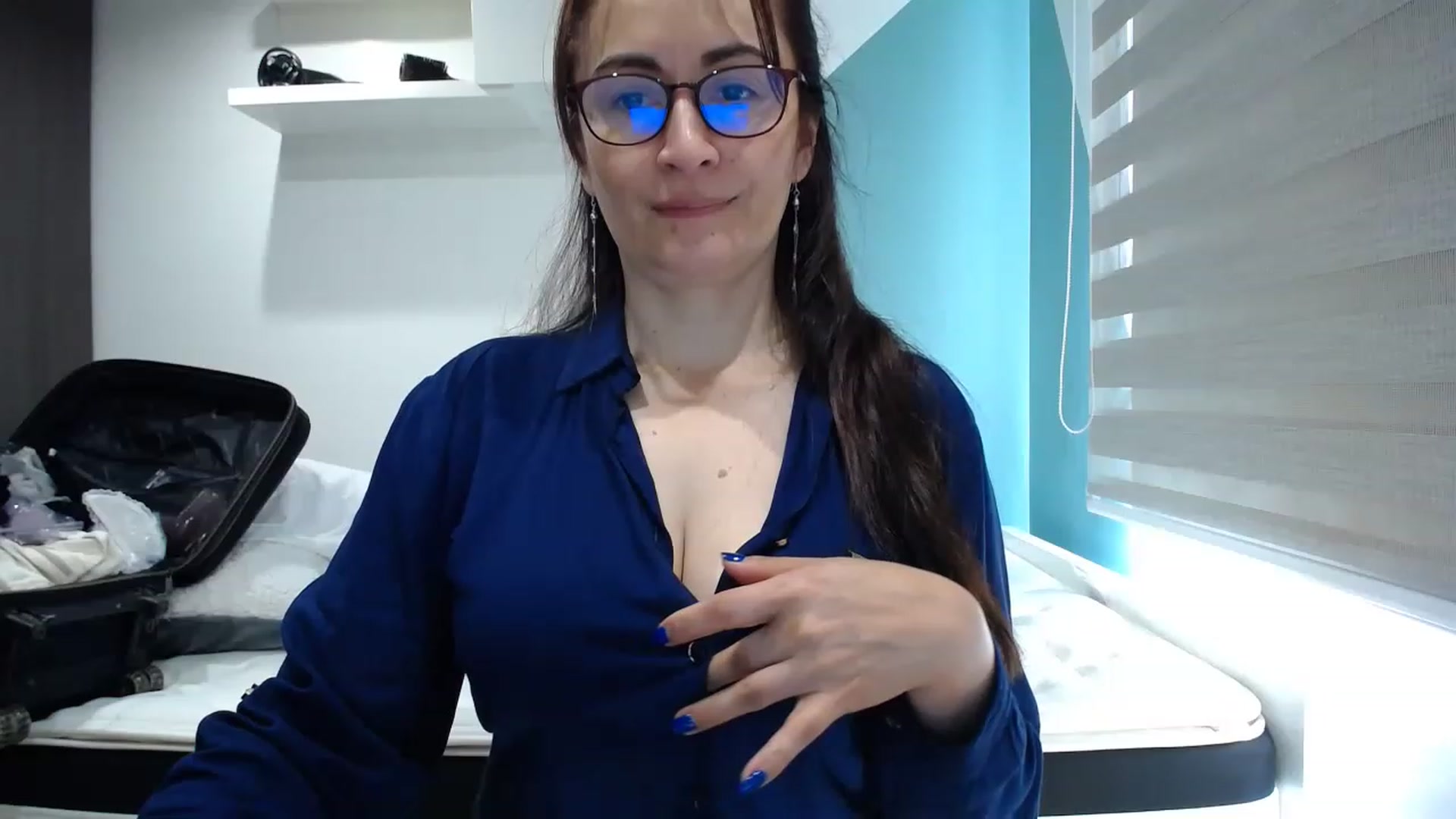Gallery image thumbnail from Rachelsensual's myfreecams stream on, 12/26/2022, 15:15 image 9 of 20