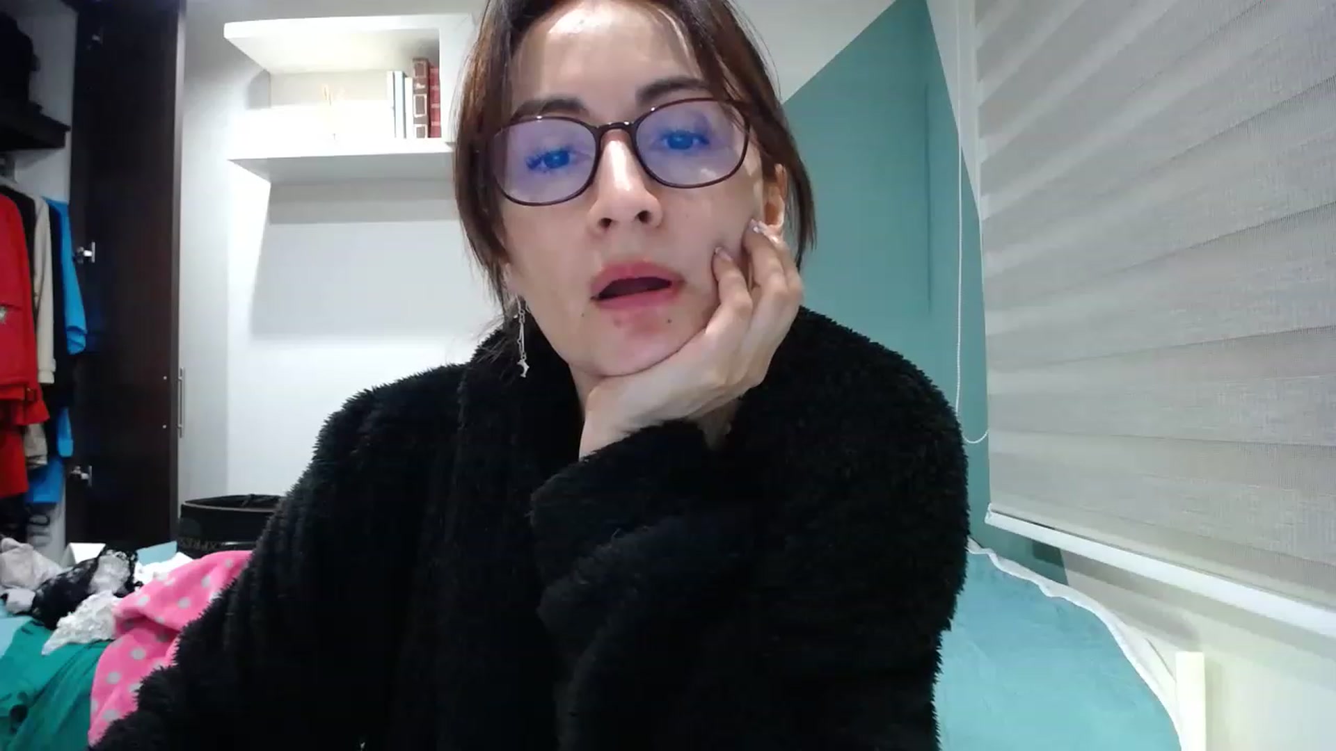 Gallery image thumbnail from Rachelsensual's myfreecams stream on, 12/29/2022, 01:55 image 16 of 20