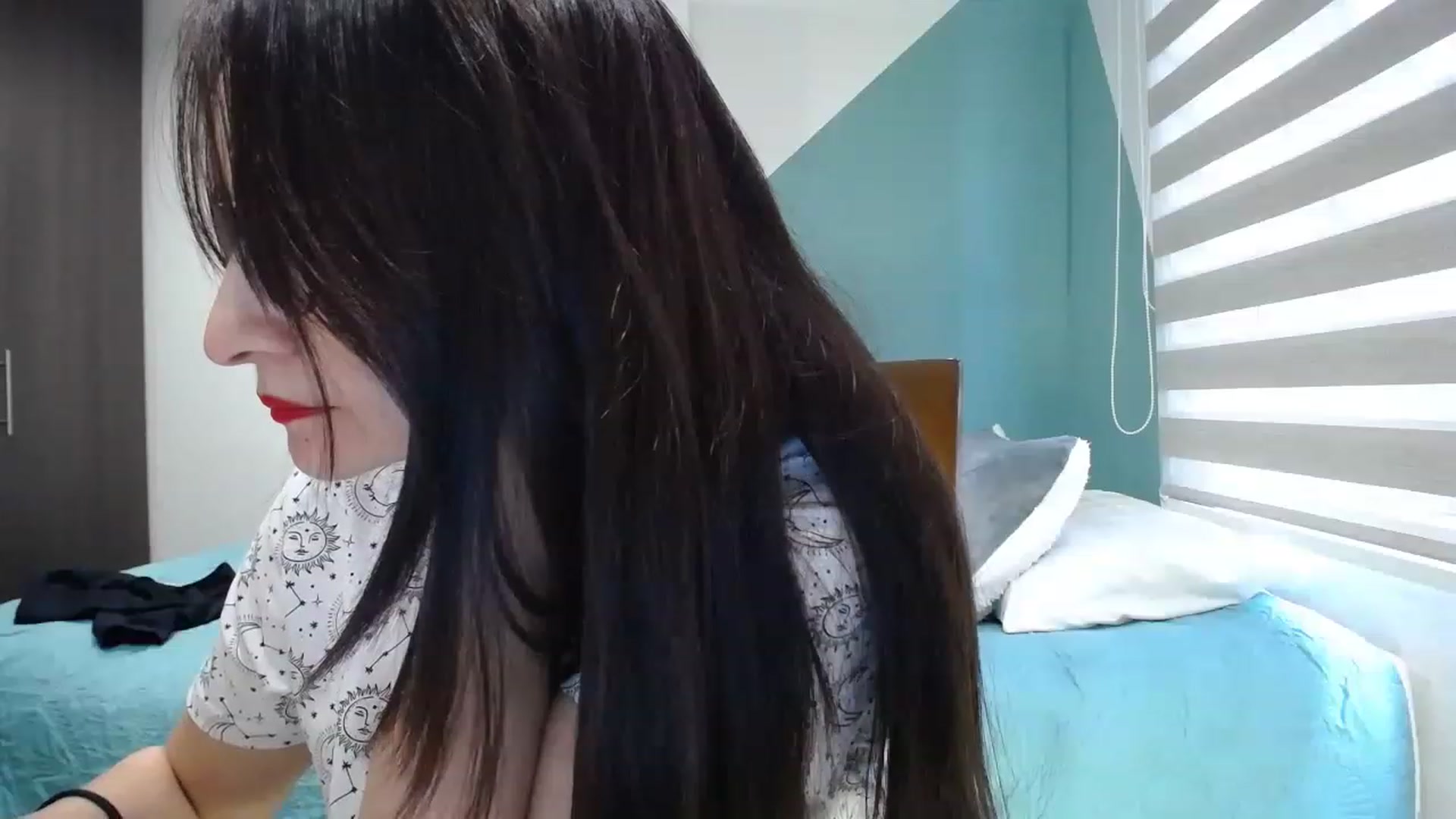 Gallery image thumbnail from Rachelsensual's myfreecams stream on, 12/31/2022, 21:05 image 3 of 20