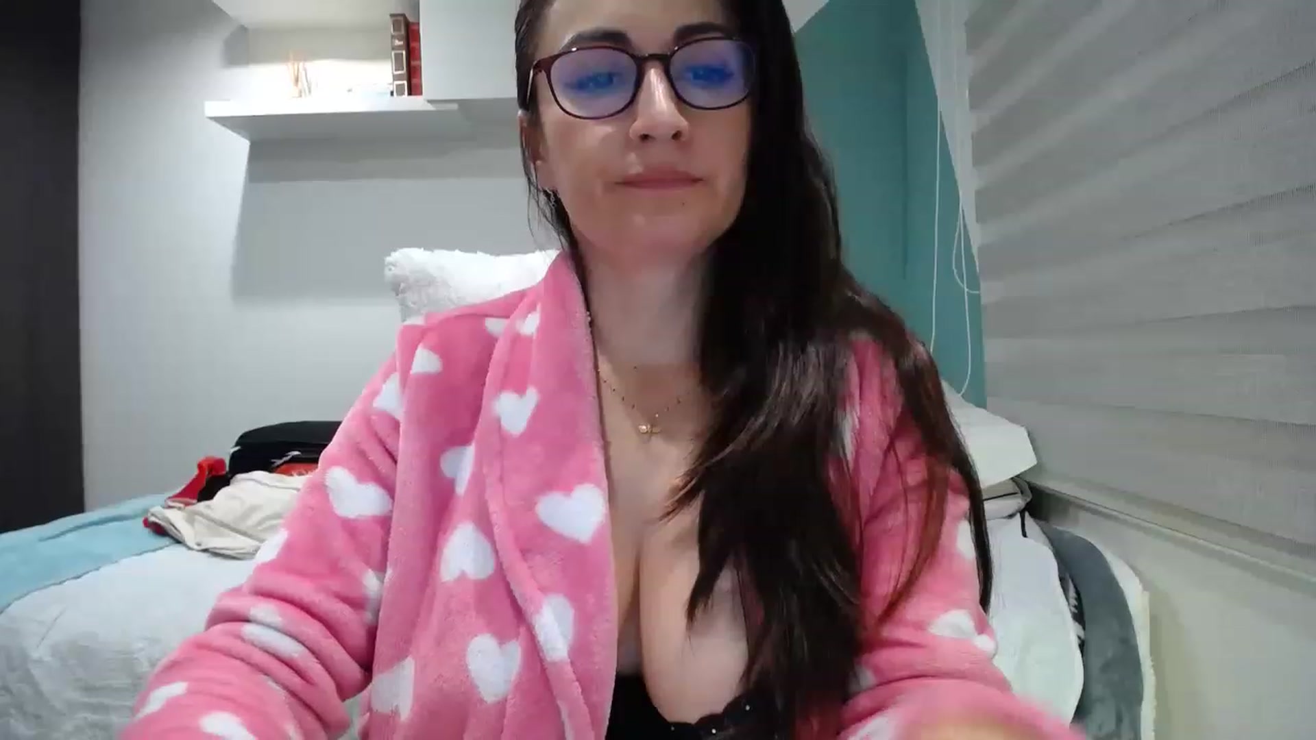 Gallery image thumbnail from Rachelsensual's myfreecams stream on, 03/20/2023, 24:17 image 20 of 20