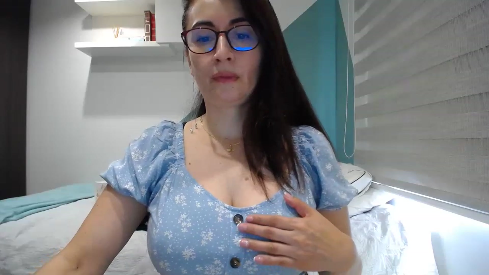 Gallery image thumbnail from Rachelsensual's myfreecams stream on, 04/01/2023, 18:00 image 13 of 20