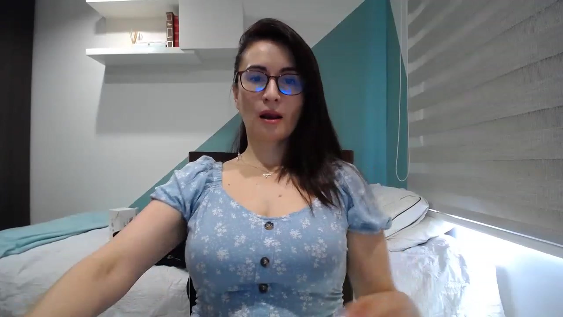 Gallery image thumbnail from Rachelsensual's myfreecams stream on, 04/01/2023, 18:00 image 11 of 20