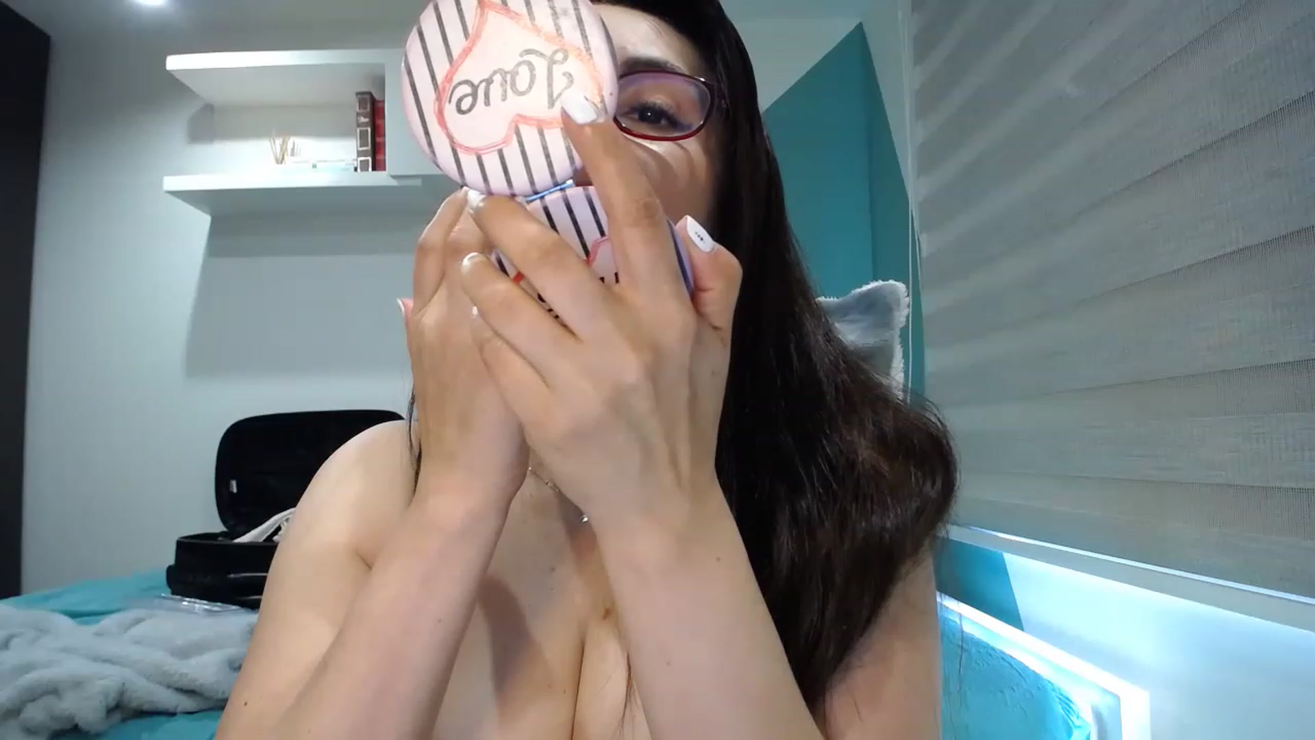 Gallery image thumbnail from Rachelsensual's myfreecams stream on, 04/16/2023, 18:12 image 16 of 20