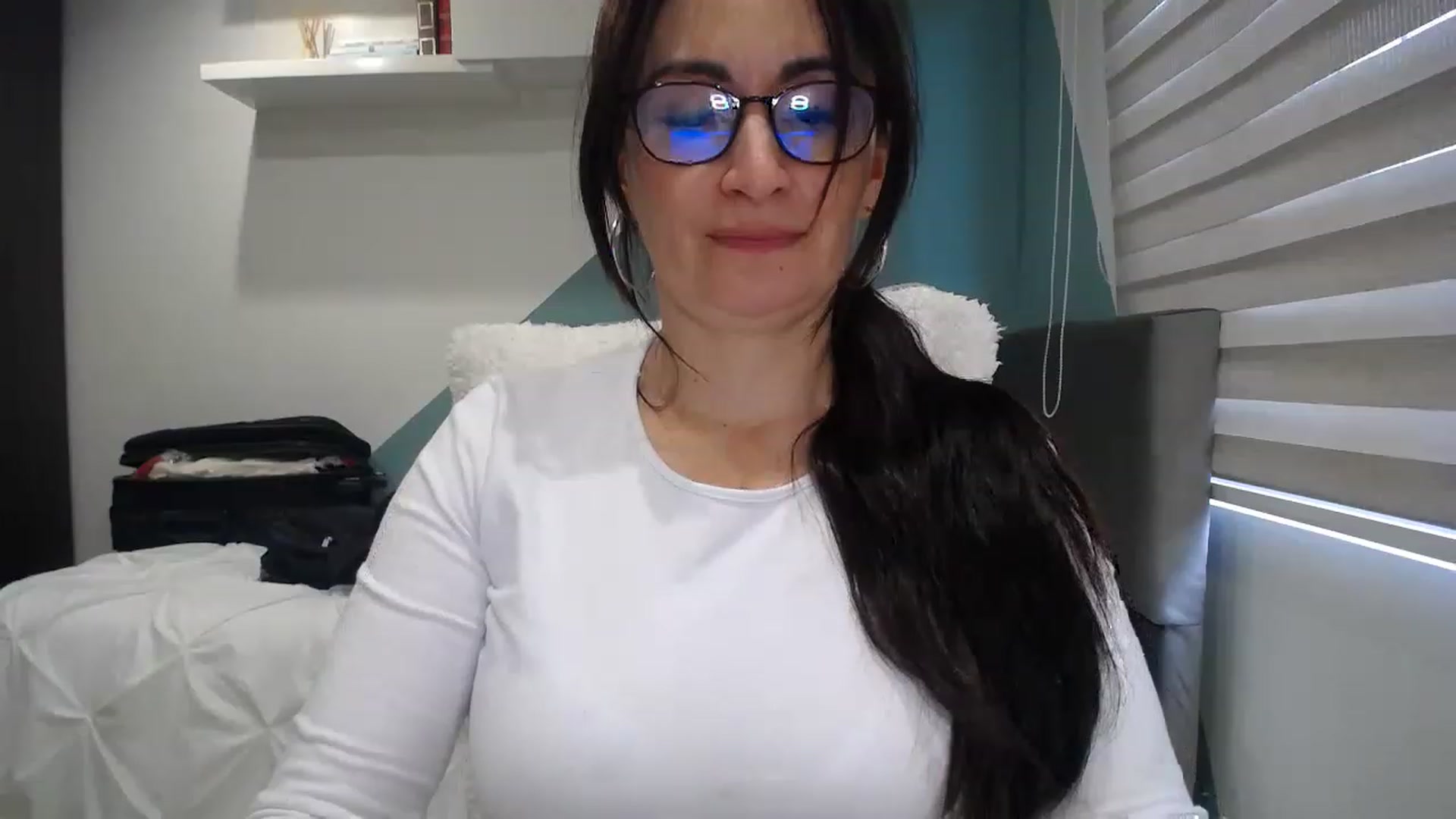 Gallery image thumbnail from Rachelsensual's myfreecams stream on, 05/30/2023, 22:24 image 9 of 20