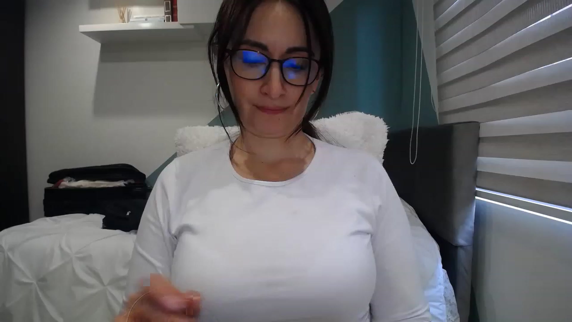 Gallery image thumbnail from Rachelsensual's myfreecams stream on, 05/30/2023, 22:24 image 5 of 20