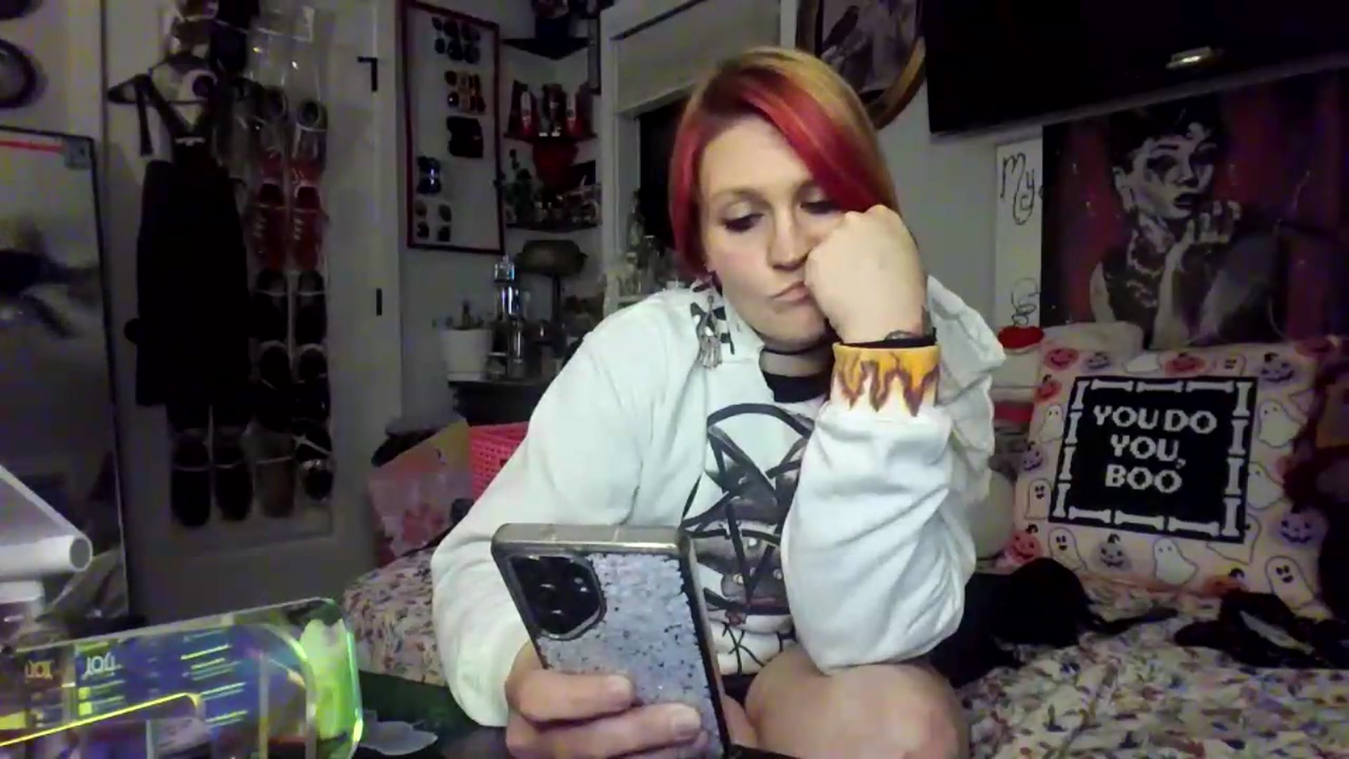 Gallery image thumbnail from Rachet_Babycakes's myfreecams stream on, 05/30/2026, 08:37 image 17 of 20