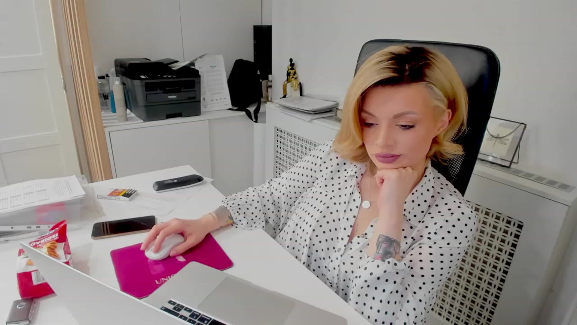 Gallery image thumbnail from Racy_D's myfreecams stream on, 01/30/2023, 12:18 image 4 of 20