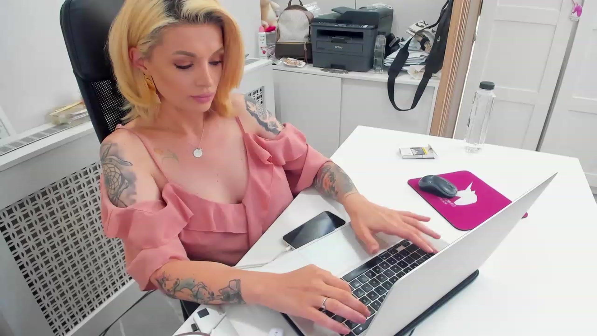 Gallery image thumbnail from Racy_D's myfreecams stream on, 07/14/2023, 15:57 image 3 of 20