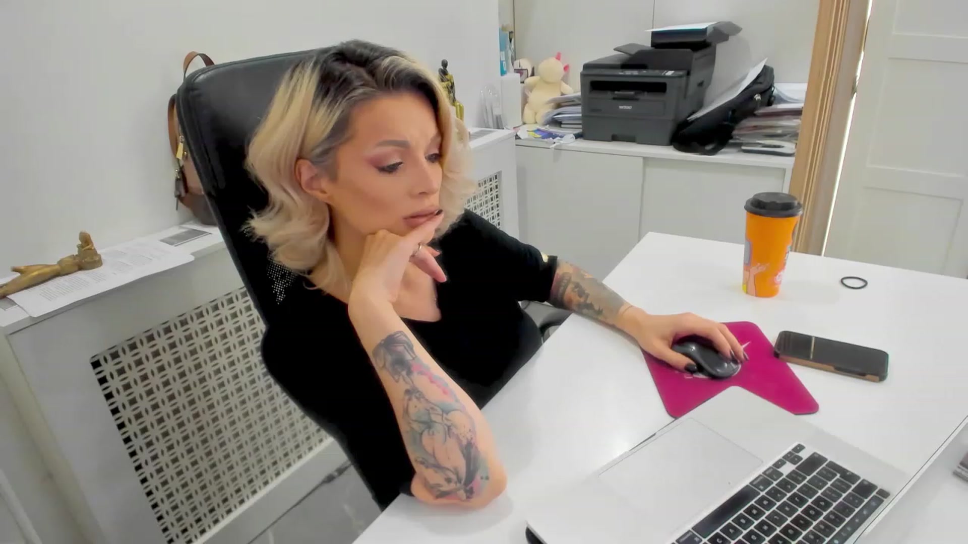 Gallery image thumbnail from Racy_D's myfreecams stream on, 10/09/2023, 11:40 image 18 of 20