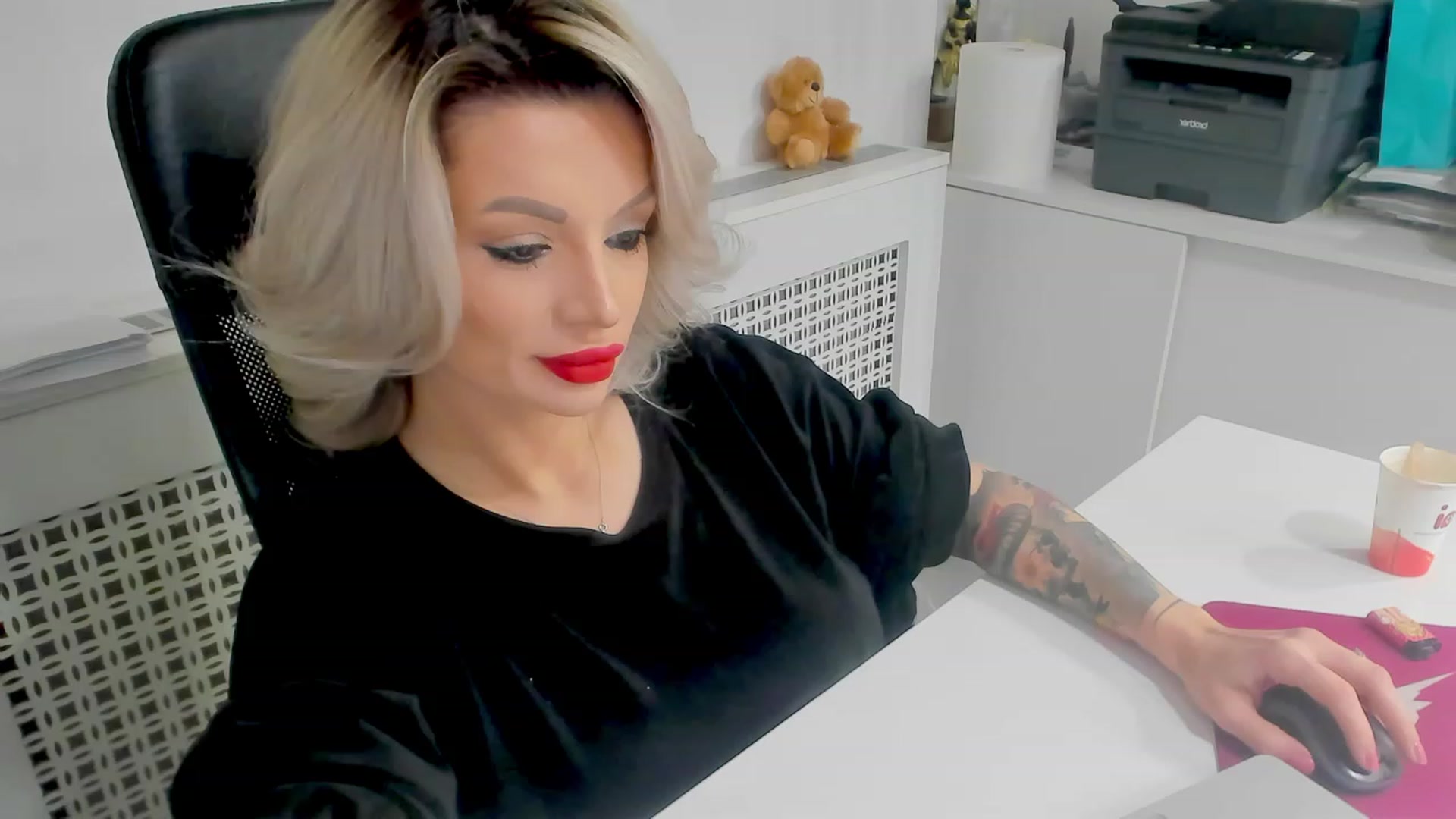 Gallery image thumbnail from Racy_D's myfreecams stream on, 12/15/2023, 10:39 image 13 of 20
