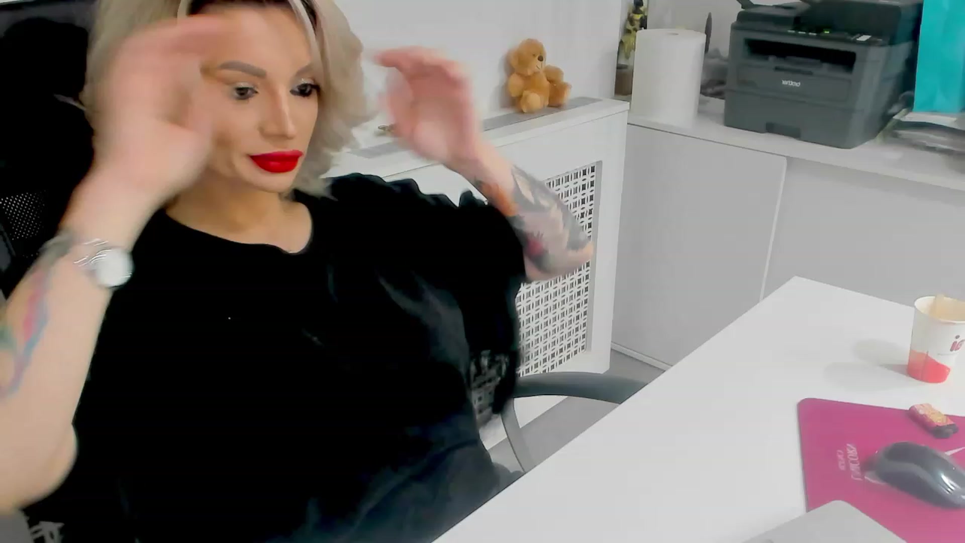 Gallery image thumbnail from Racy_D's myfreecams stream on, 12/15/2023, 10:39 image 8 of 20