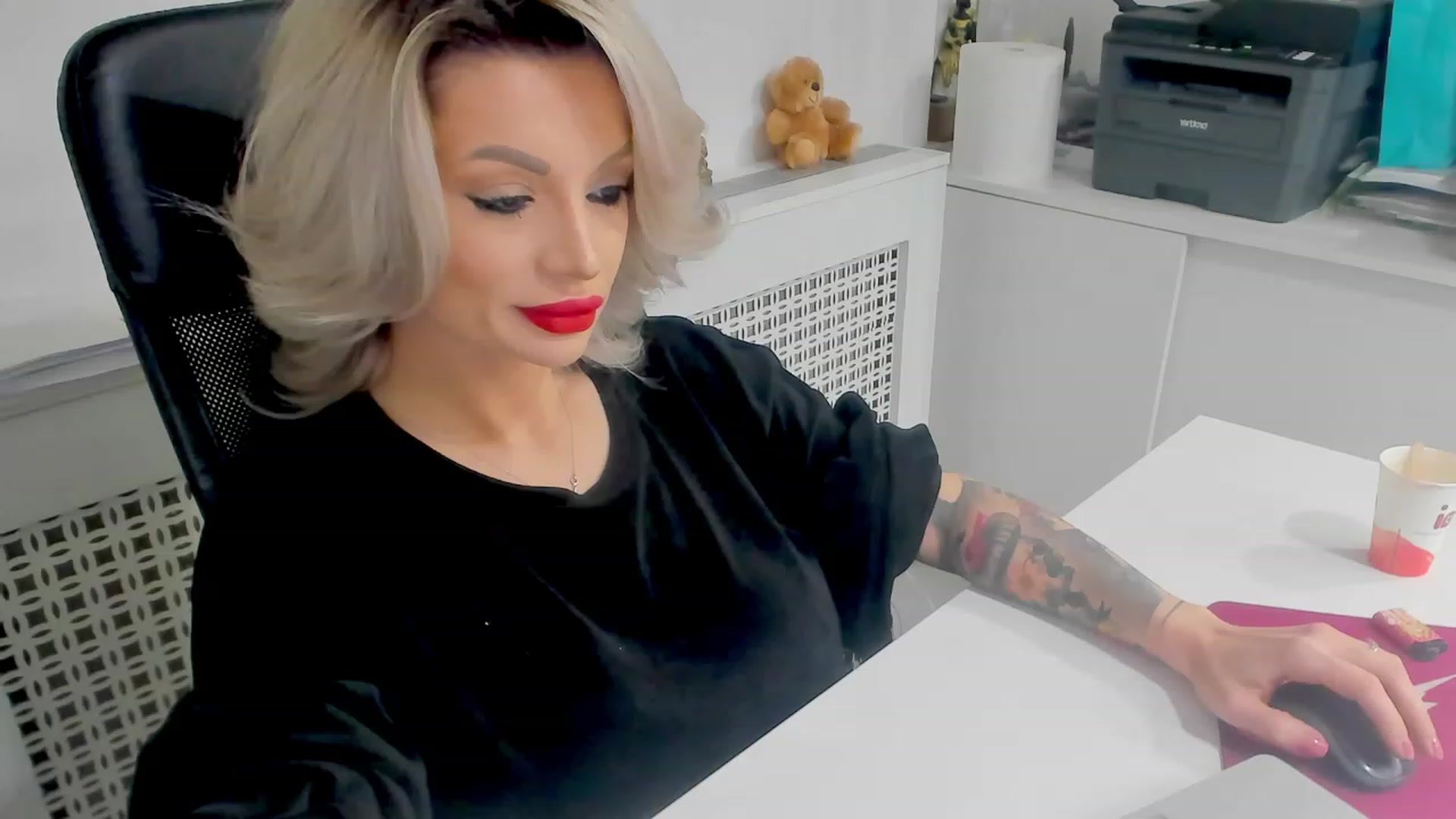 Gallery image thumbnail from Racy_D's myfreecams stream on, 12/15/2023, 10:39 image 5 of 20