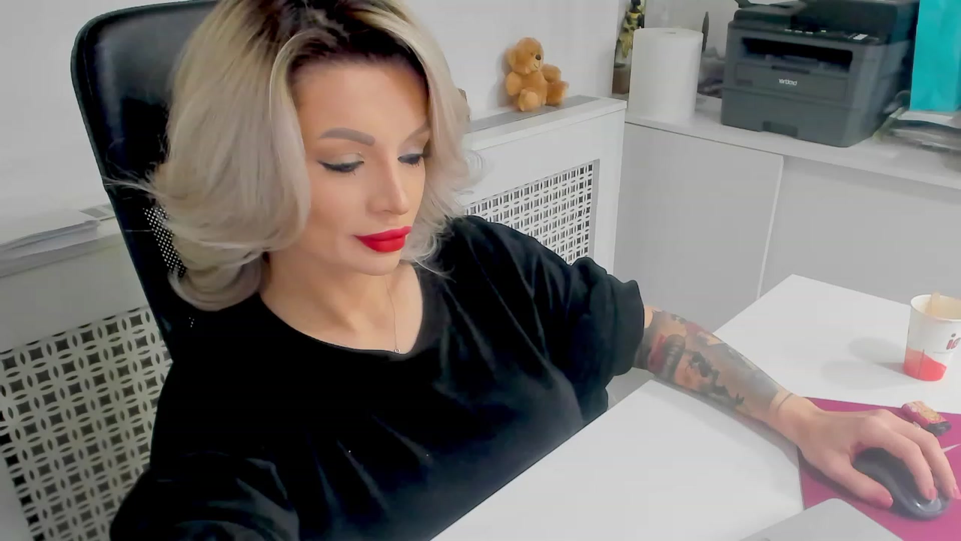 Gallery image thumbnail from Racy_D's myfreecams stream on, 12/15/2023, 10:39 image 15 of 20