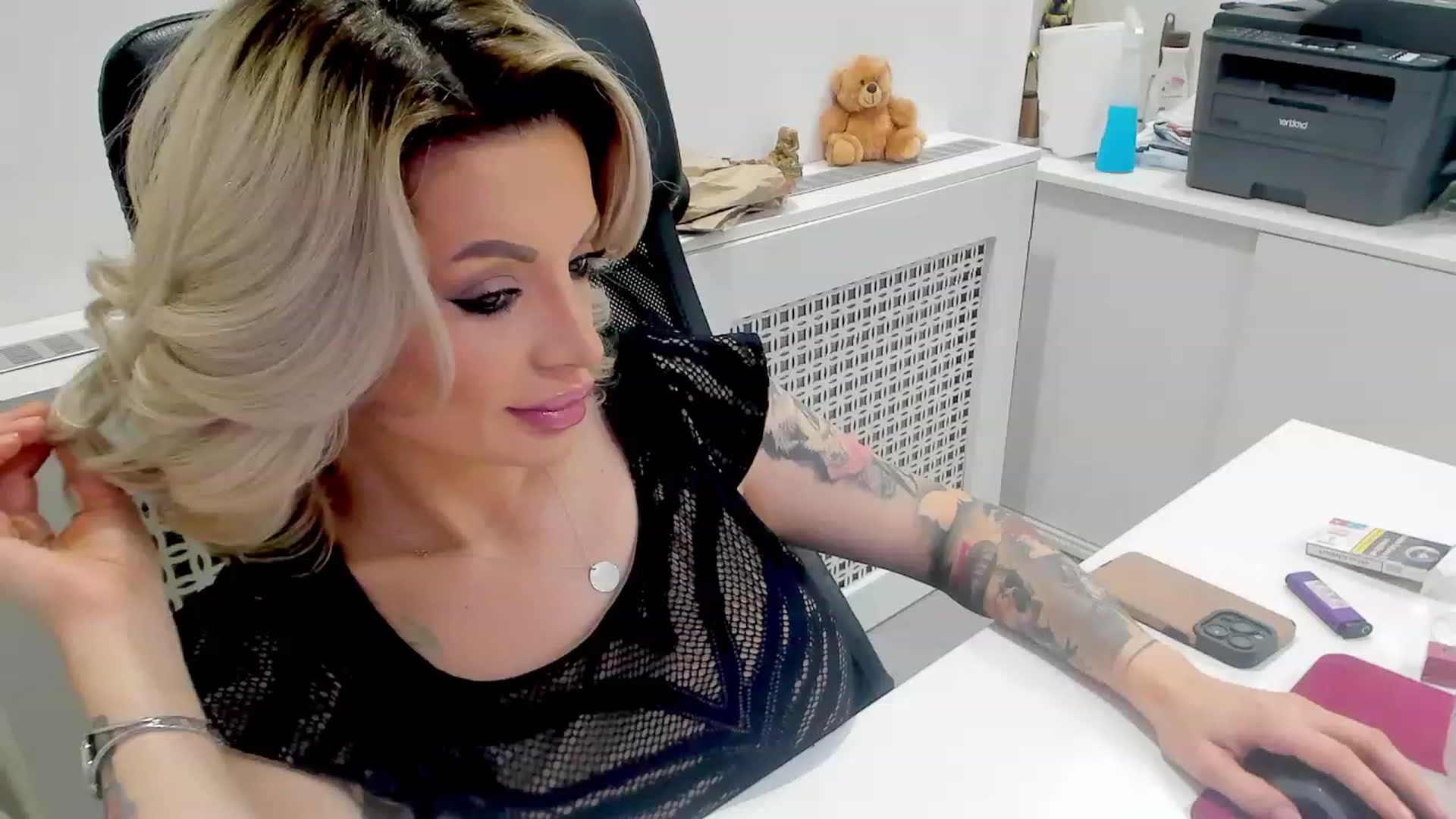 Gallery image thumbnail from Racy_D's myfreecams stream on, 12/19/2023, 14:38 image 20 of 20