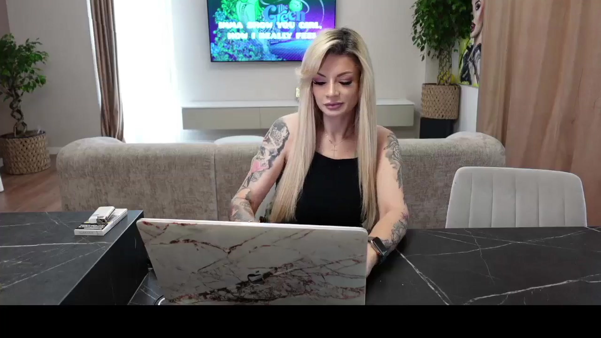 Gallery image thumbnail from Racy_D's myfreecams stream on, 05/26/2025, 07:09 image 2 of 20