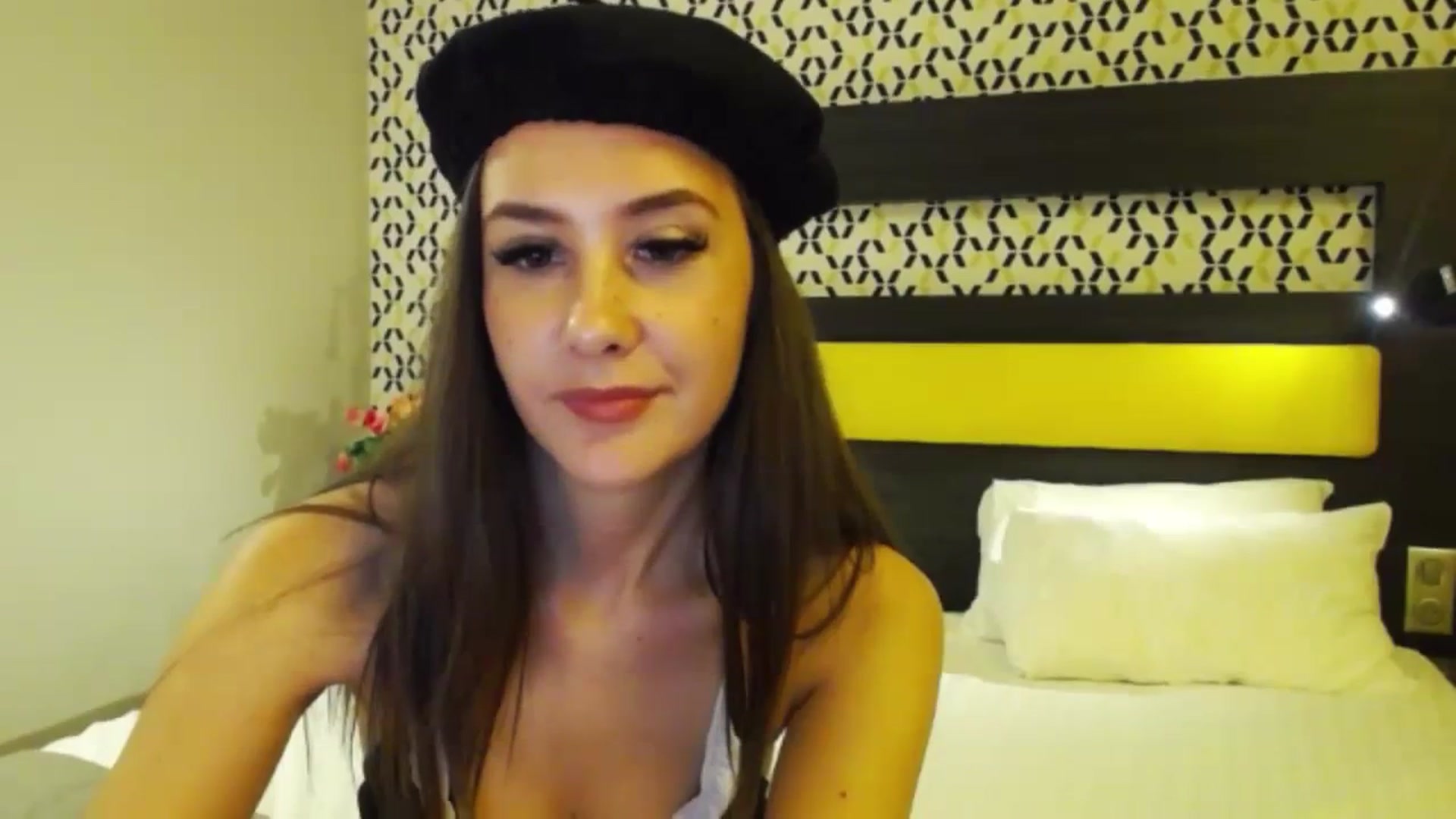 Gallery image thumbnail from RadiInParis's myfreecams stream on, 11/01/2023, 20:52 image 8 of 20