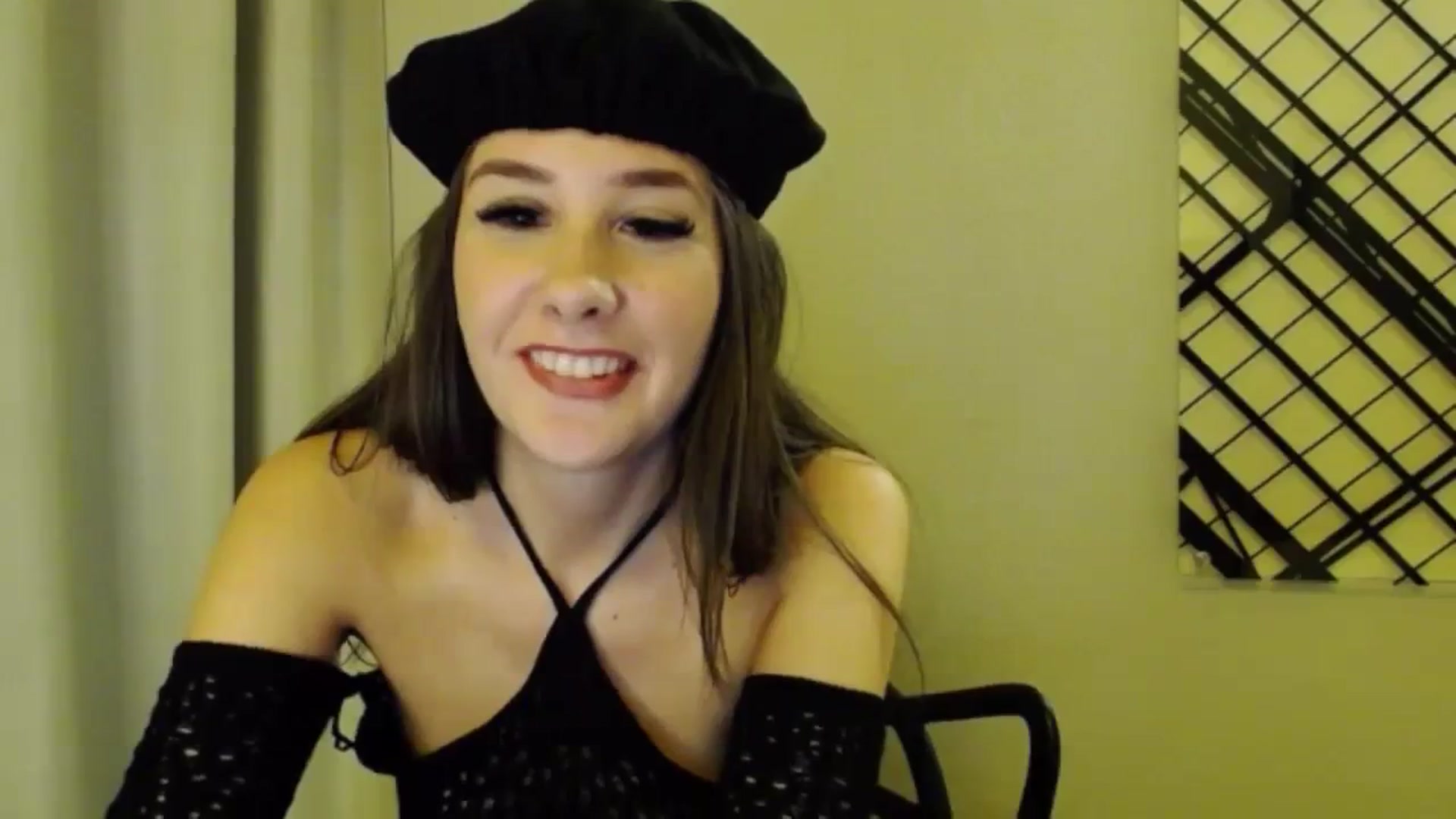 Gallery image thumbnail from RadiInParis's myfreecams stream on, 11/02/2023, 19:09 image 3 of 20