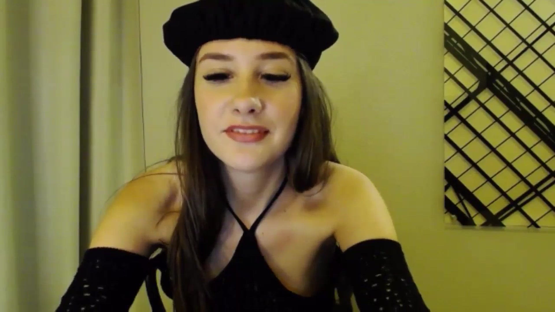 Gallery image thumbnail from RadiInParis's myfreecams stream on, 11/02/2023, 19:09 image 10 of 20