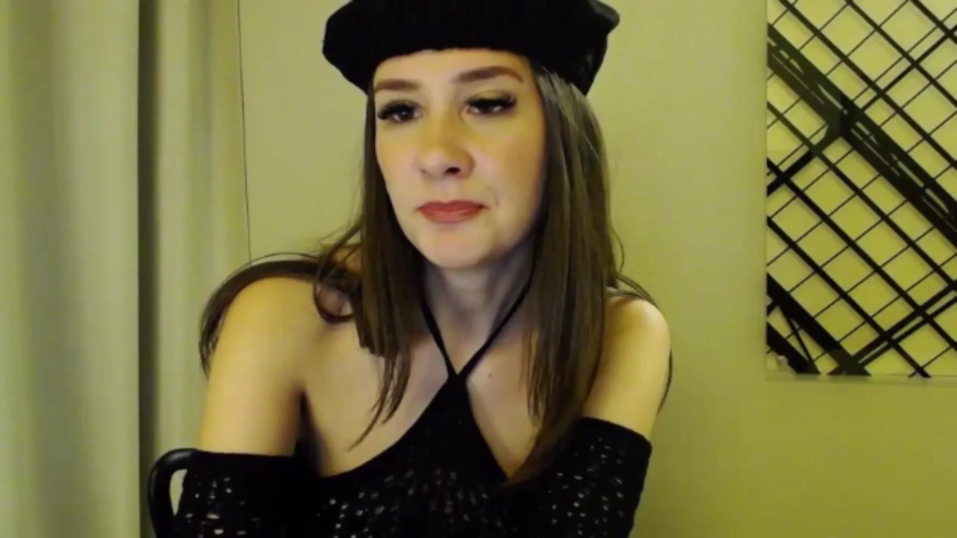 Gallery image thumbnail from RadiInParis's myfreecams stream on, 11/02/2023, 20:14 image 9 of 20