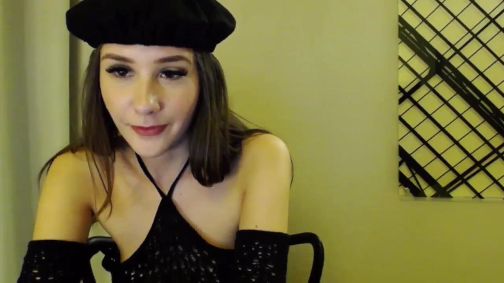 Gallery image thumbnail from RadiInParis's myfreecams stream on, 11/02/2023, 20:14 image 18 of 20
