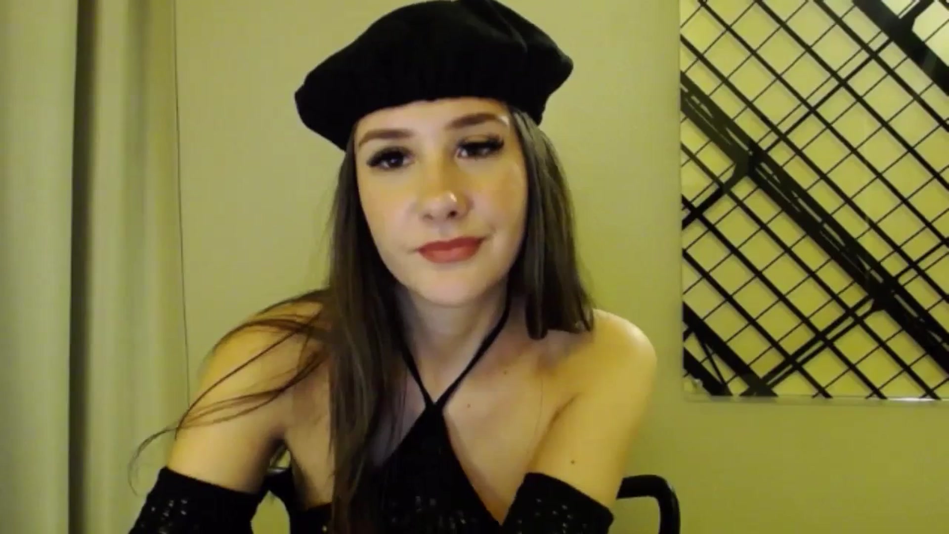 Gallery image thumbnail from RadiInParis's myfreecams stream on, 11/02/2023, 20:39 image 17 of 20