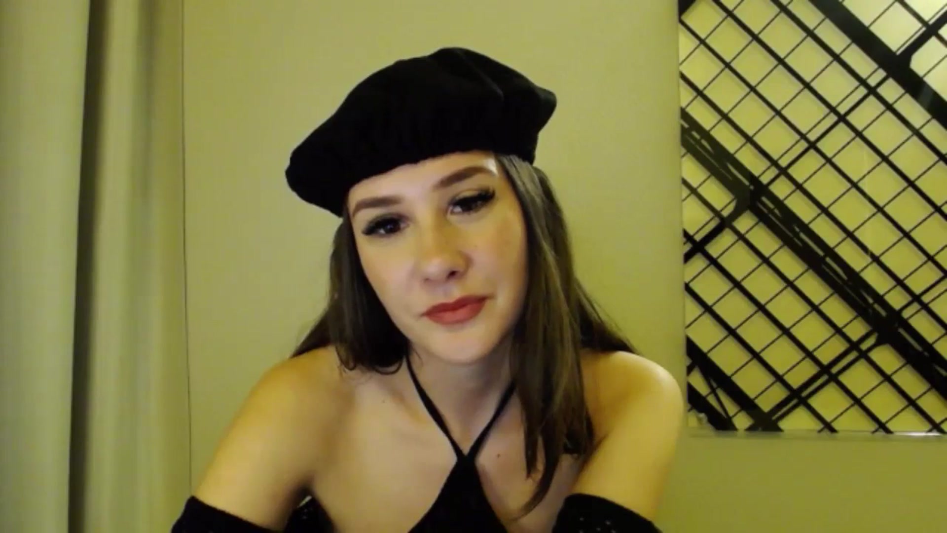 Gallery image thumbnail from RadiInParis's myfreecams stream on, 11/02/2023, 20:39 image 10 of 20