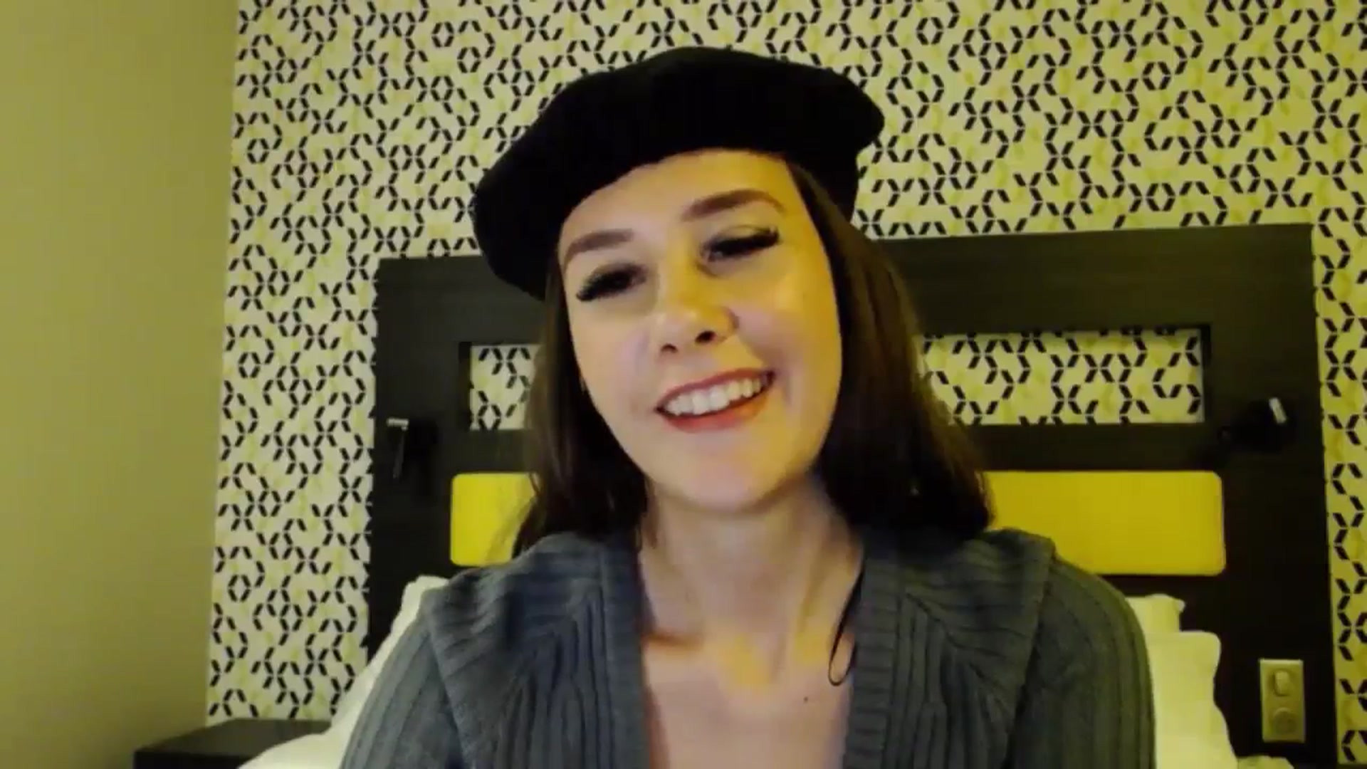 Gallery image thumbnail from RadiInParis's myfreecams stream on, 11/02/2023, 22:03 image 4 of 20