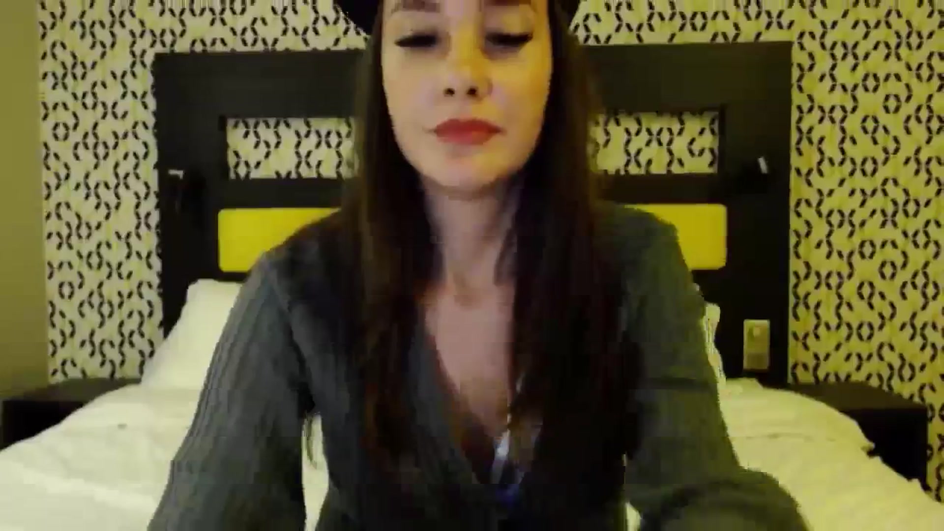 Gallery image thumbnail from RadiInParis's myfreecams stream on, 11/02/2023, 22:03 image 16 of 20