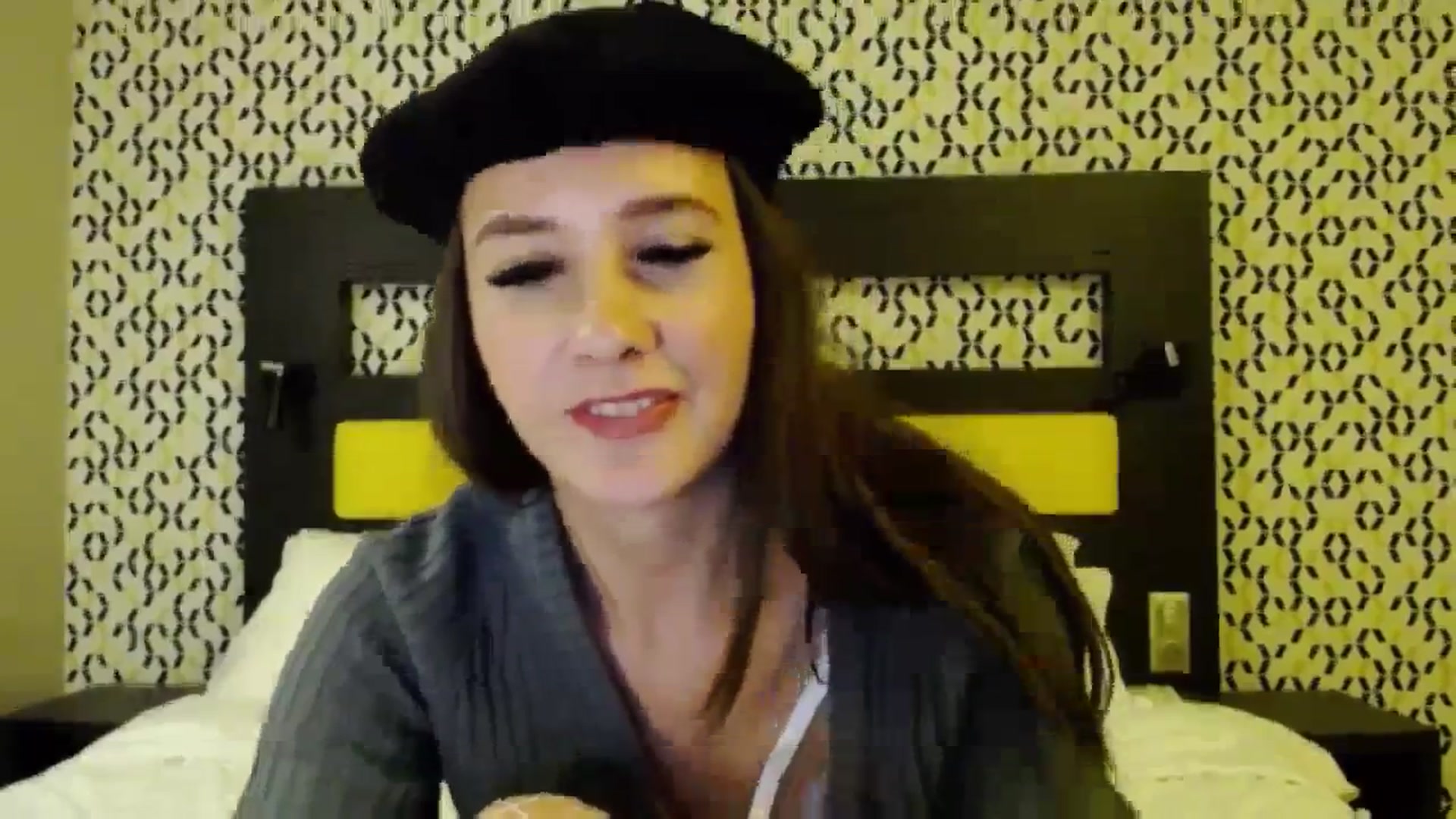 Gallery image thumbnail from RadiInParis's myfreecams stream on, 11/02/2023, 22:03 image 17 of 20