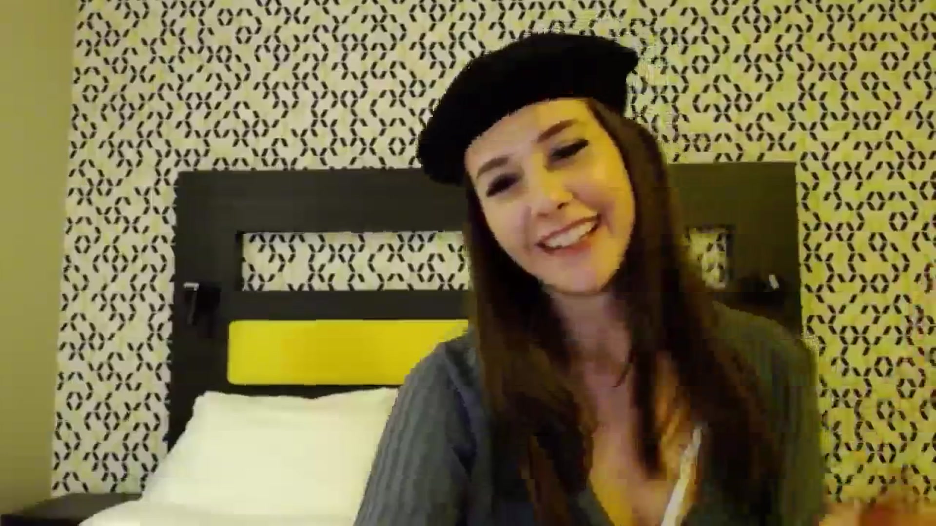 Gallery image thumbnail from RadiInParis's myfreecams stream on, 11/02/2023, 22:30 image 4 of 20