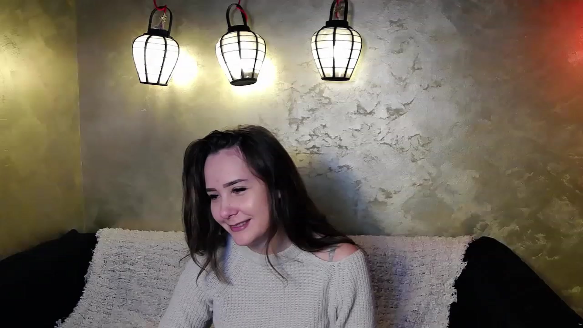 Gallery image thumbnail from Radiance's myfreecams stream on, 11/19/2022, 17:27 image 11 of 20