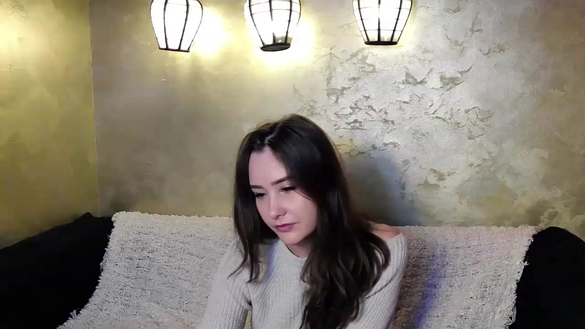 Gallery image thumbnail from Radiance's myfreecams stream on, 11/19/2022, 17:27 image 16 of 20