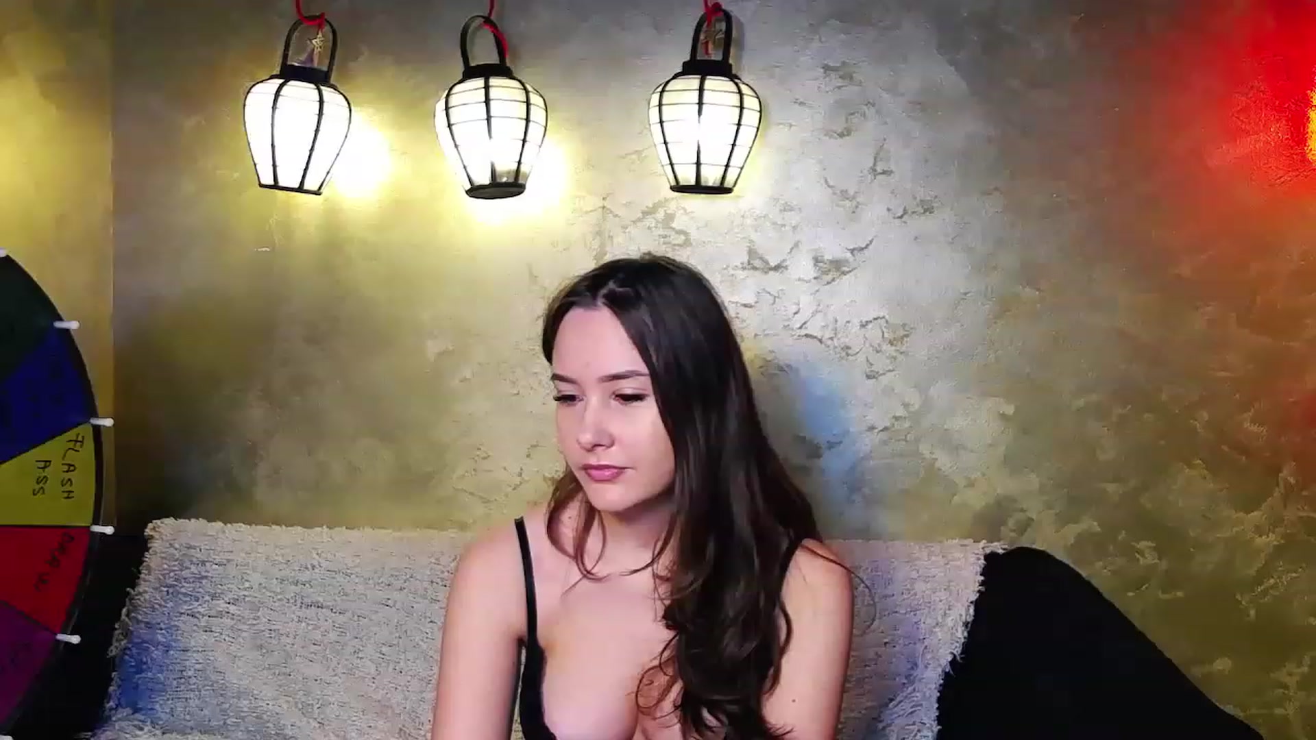 Gallery image thumbnail from Radiance's myfreecams stream on, 11/20/2022, 15:06 image 6 of 20