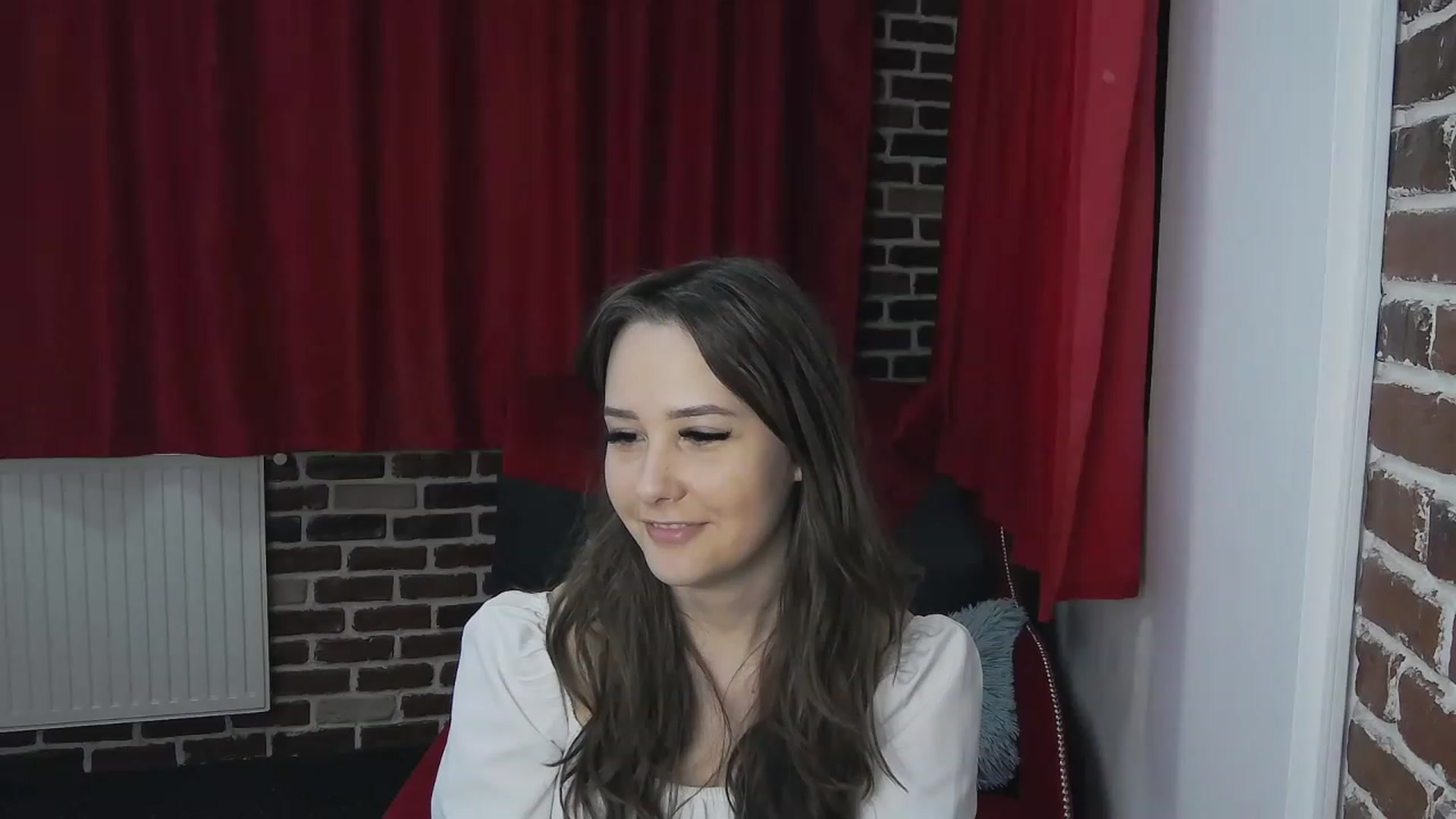 Gallery image thumbnail from Radiance's myfreecams stream on, 11/29/2022, 16:25 image 20 of 20
