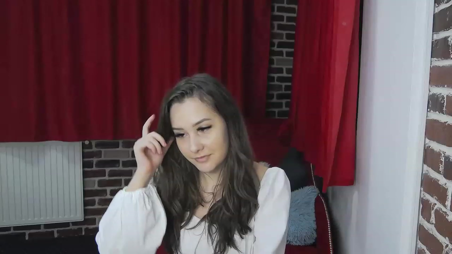 Gallery image thumbnail from Radiance's myfreecams stream on, 11/29/2022, 16:25 image 17 of 20