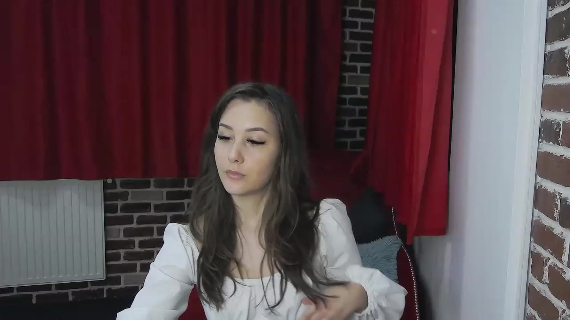 Gallery image thumbnail from Radiance's myfreecams stream on, 11/29/2022, 16:25 image 7 of 20