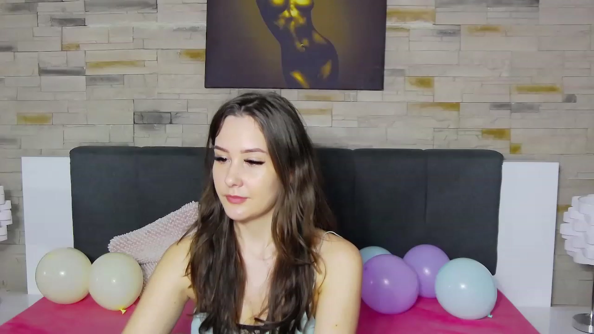 Gallery image thumbnail from Radiance's myfreecams stream on, 12/01/2022, 17:05 image 20 of 20