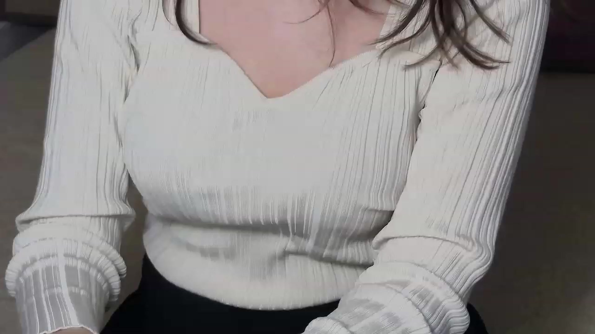 Gallery image thumbnail from Radiance's myfreecams stream on, 12/05/2022, 16:27 image 6 of 20