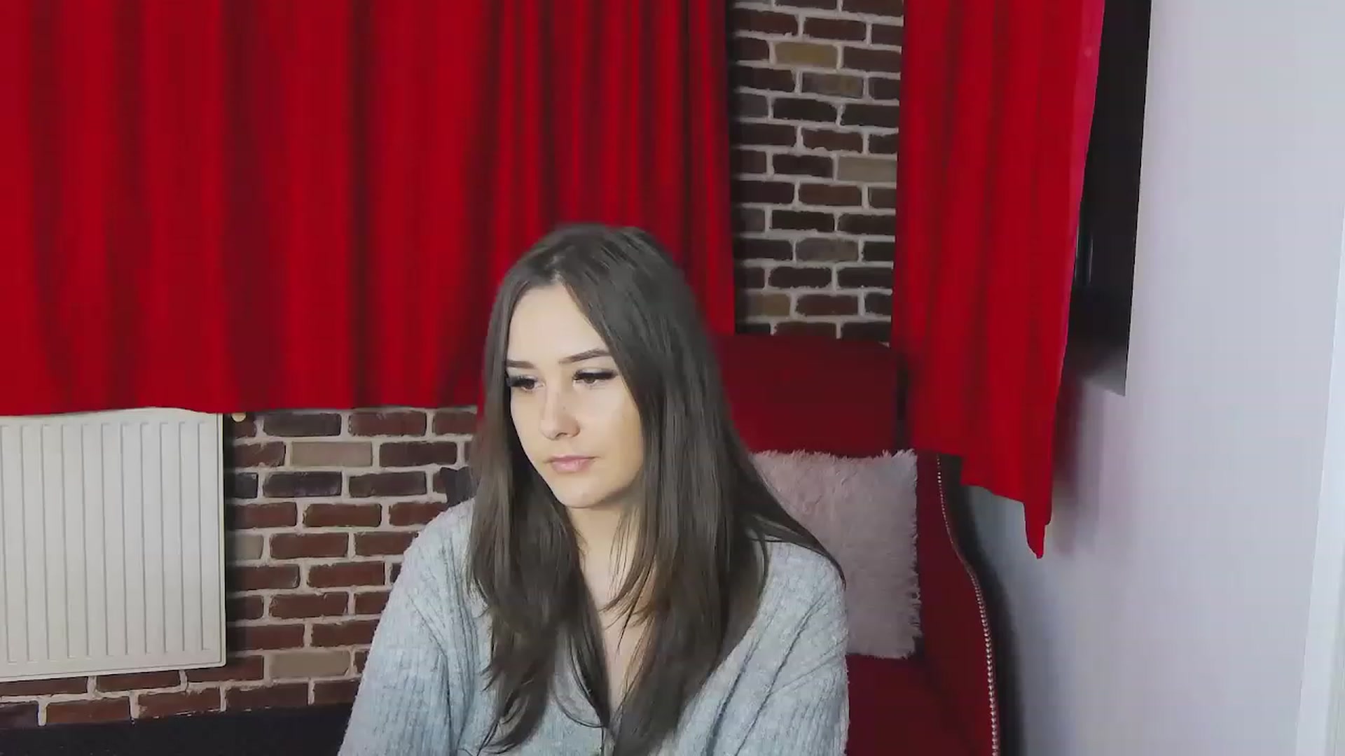 Gallery image thumbnail from Radiance's myfreecams stream on, 12/09/2022, 16:07 image 6 of 20
