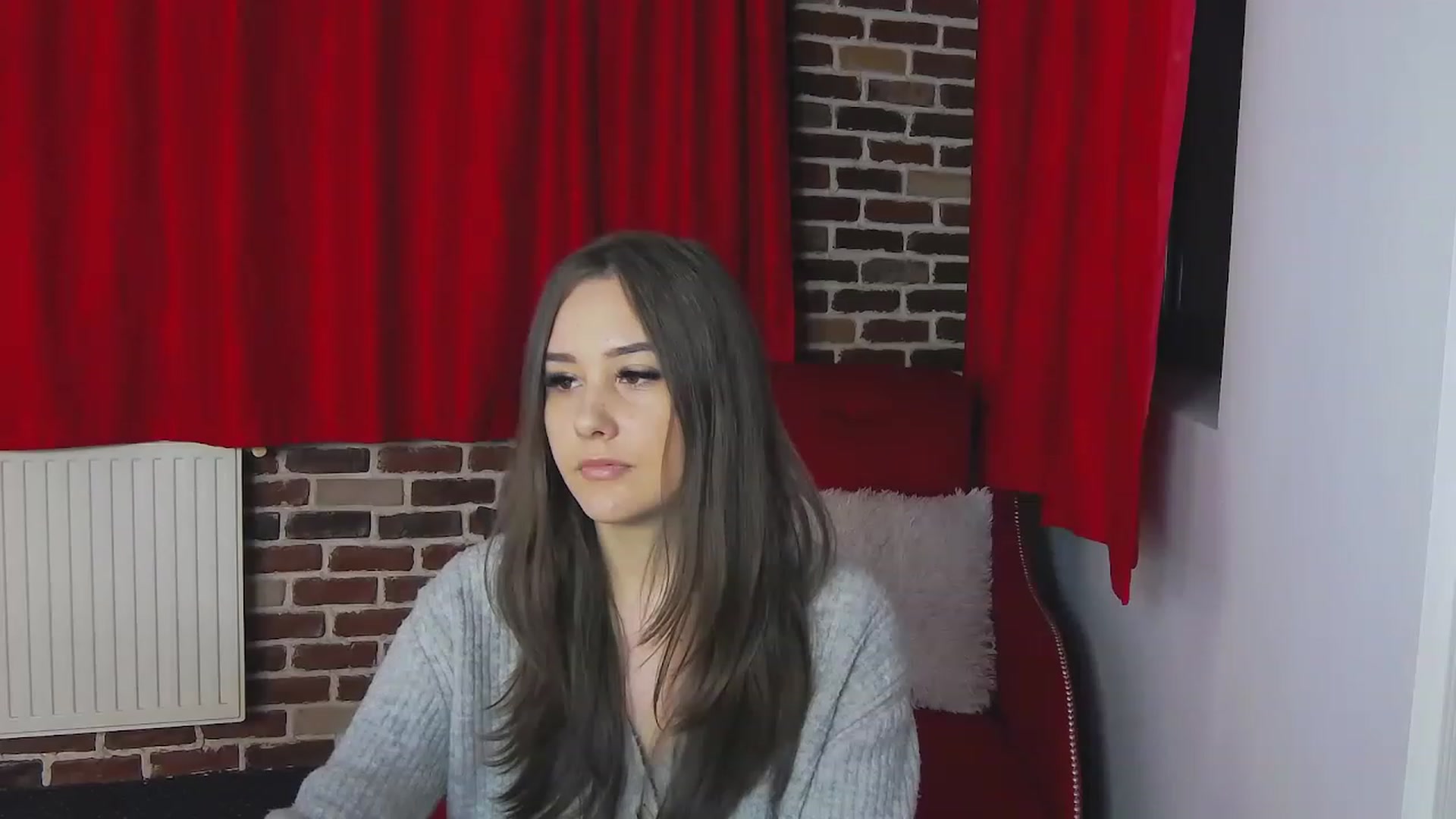 Gallery image thumbnail from Radiance's myfreecams stream on, 12/09/2022, 16:07 image 14 of 20