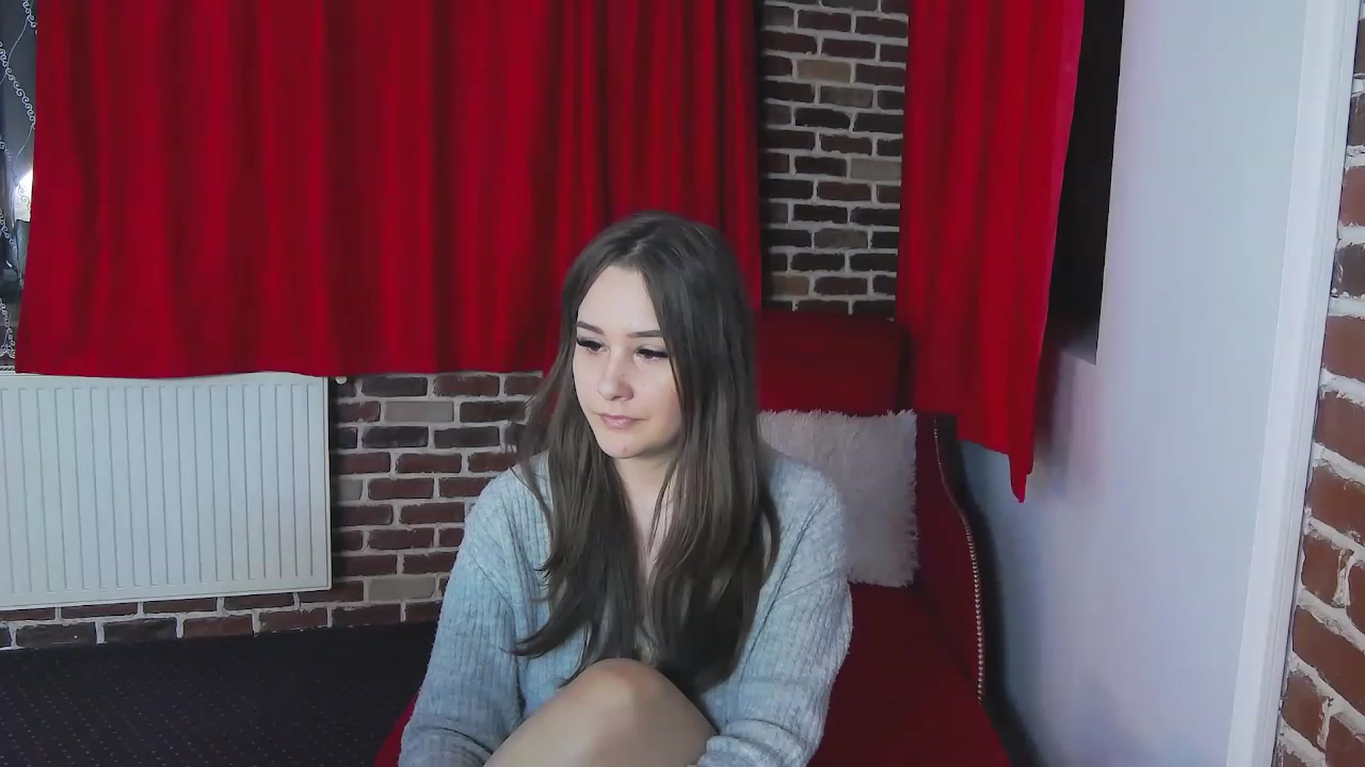 Gallery image thumbnail from Radiance's myfreecams stream on, 12/09/2022, 18:14 image 13 of 20
