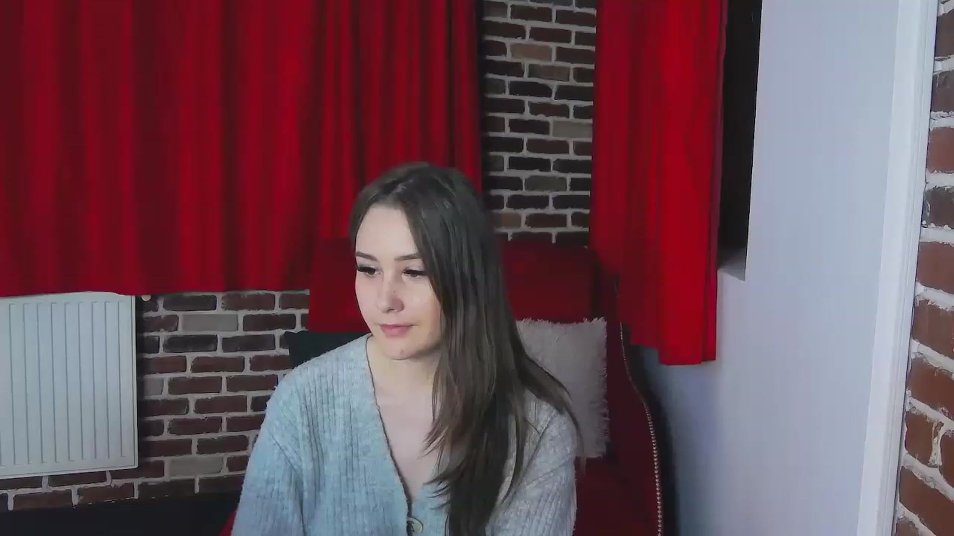 Gallery image thumbnail from Radiance's myfreecams stream on, 12/09/2022, 19:45 image 13 of 20