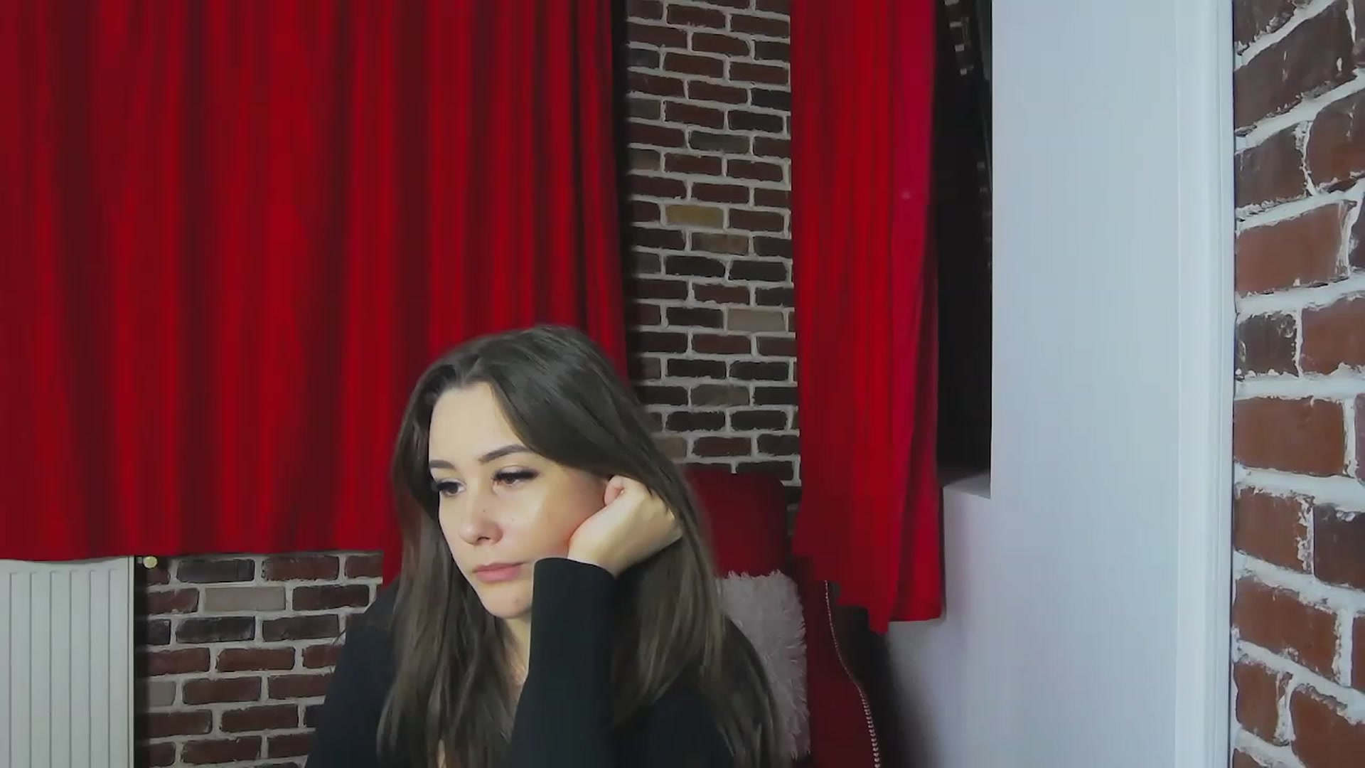 Gallery image thumbnail from Radiance's myfreecams stream on, 12/10/2022, 18:58 image 20 of 20