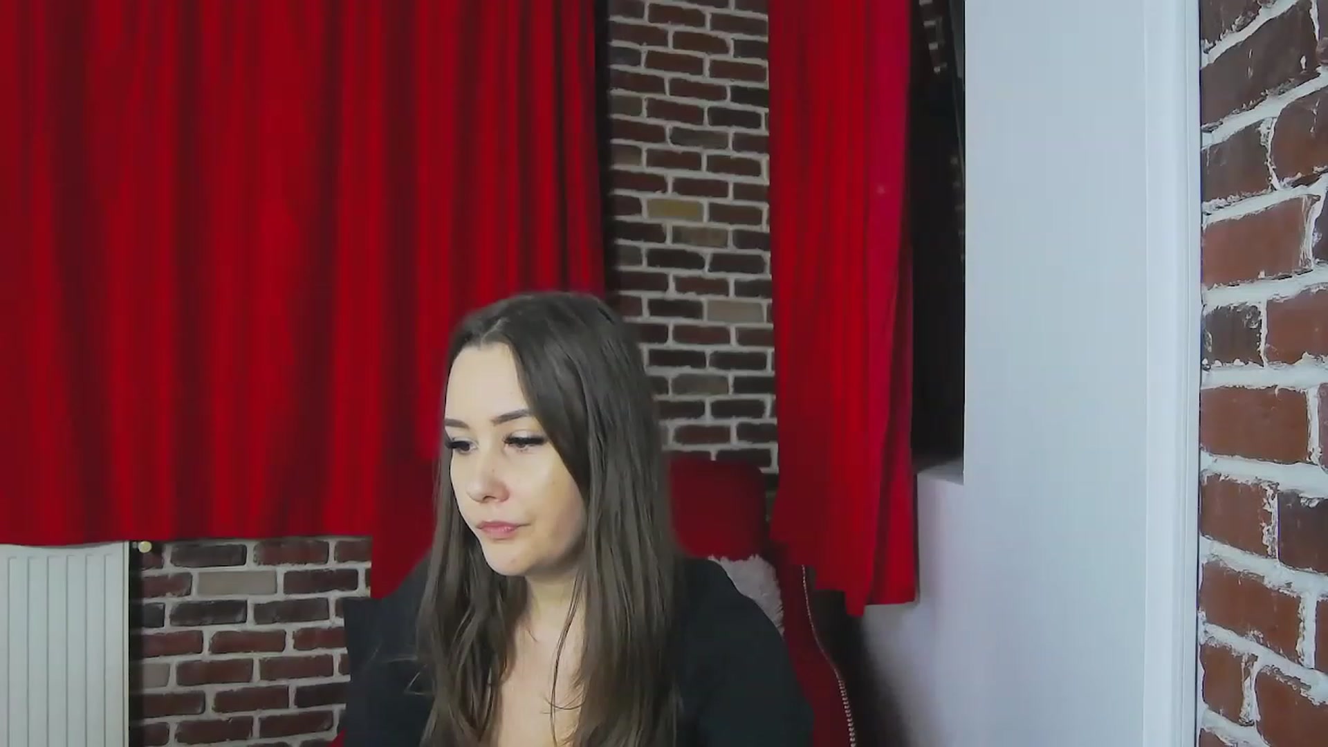 Gallery image thumbnail from Radiance's myfreecams stream on, 12/10/2022, 20:04 image 5 of 20