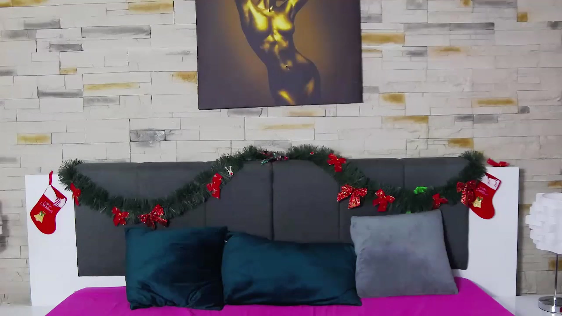 Gallery image thumbnail from Radiance's myfreecams stream on, 12/16/2022, 16:29 image 5 of 20