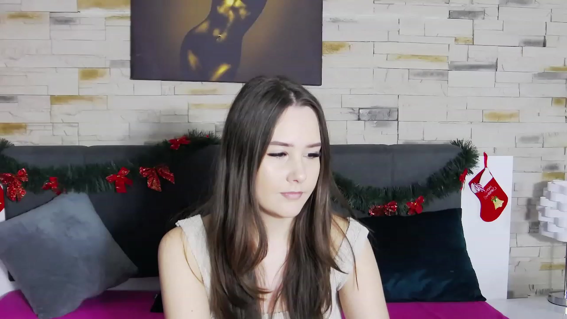 Gallery image thumbnail from Radiance's myfreecams stream on, 12/20/2022, 15:09 image 15 of 20