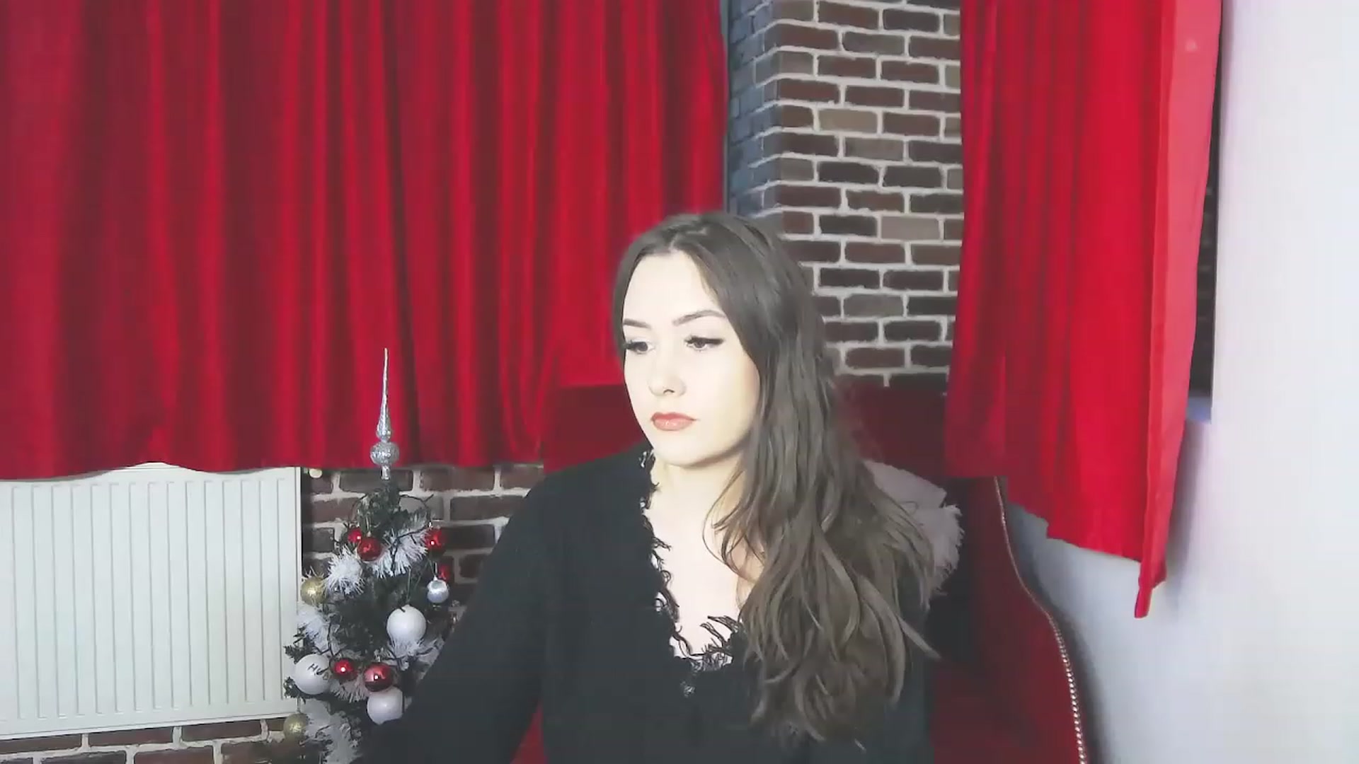 Gallery image thumbnail from Radiance's myfreecams stream on, 12/21/2022, 14:34 image 19 of 20